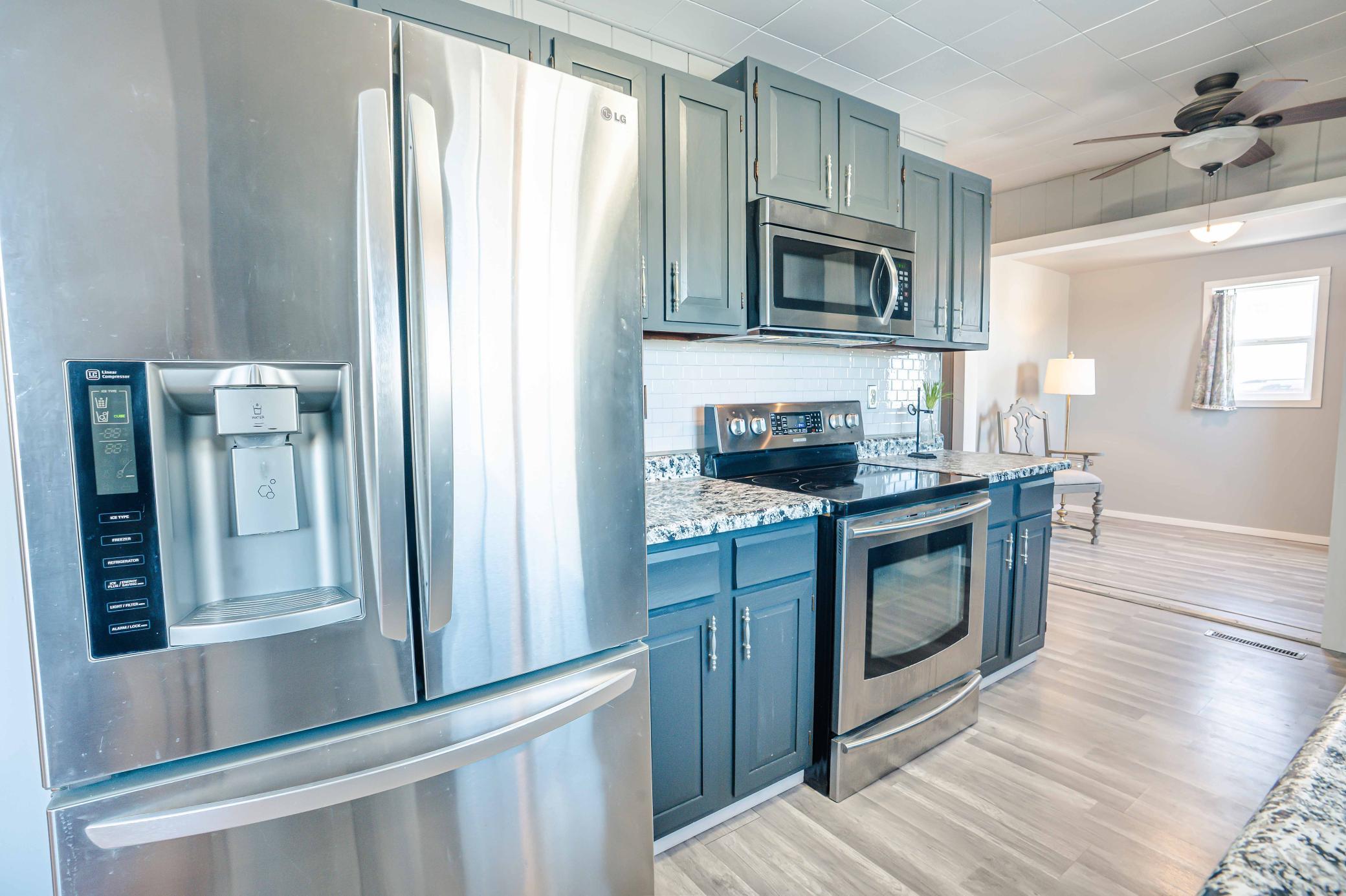 1978 single family home for sale at 34306 Twin Island Lane in Dent, MN — 2 bed, 2 bath (photo 9 of 37)