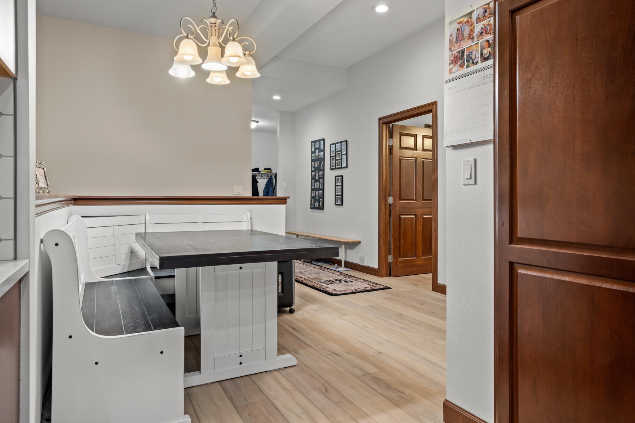2003 twin home for sale at 1363 Highpointe Drive N in Fargo, ND — 4 bed, 3 bath (photo 11 of 49)