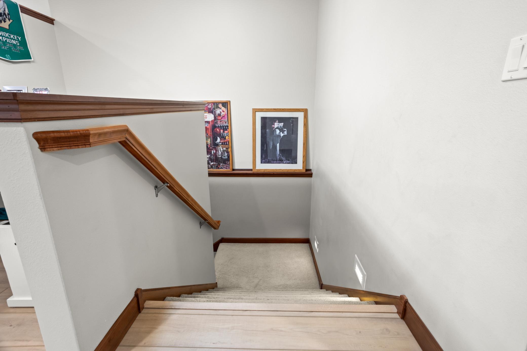 2003 twin home for sale at 1363 Highpointe Drive N in Fargo, ND — 4 bed, 3 bath (photo 28 of 49)