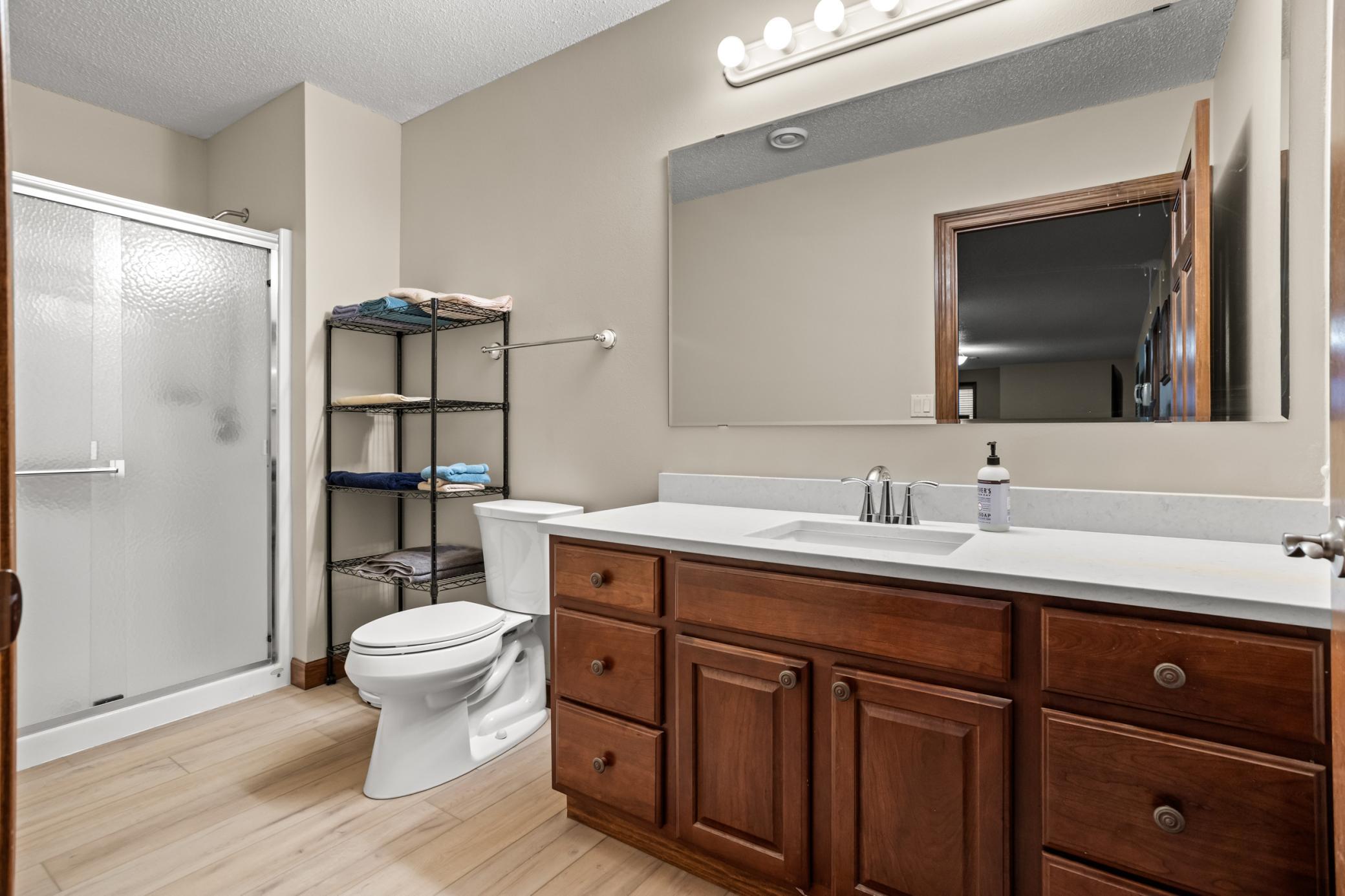 2003 twin home for sale at 1363 Highpointe Drive N in Fargo, ND — 4 bed, 3 bath (photo 39 of 49)