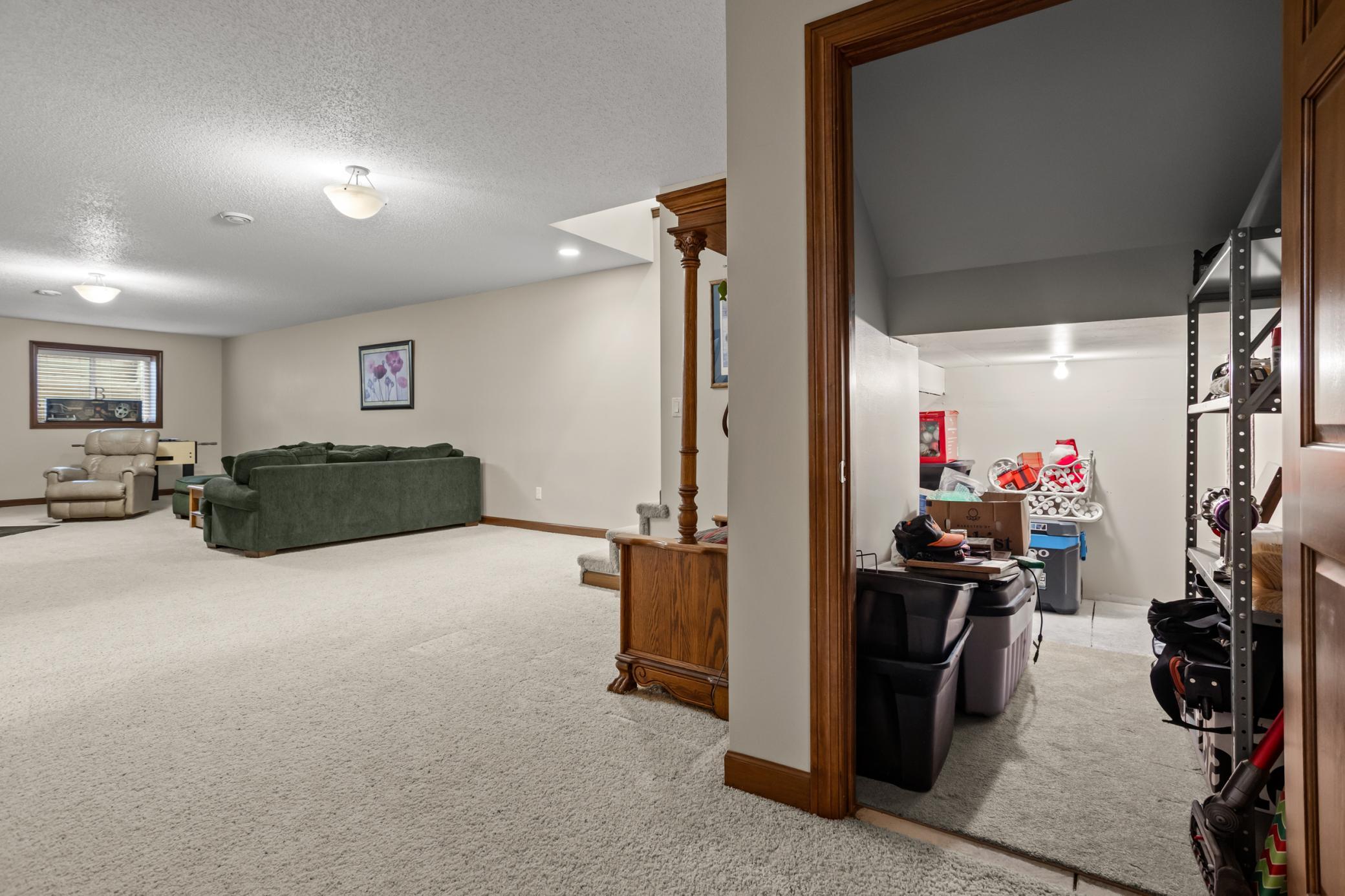2003 twin home for sale at 1363 Highpointe Drive N in Fargo, ND — 4 bed, 3 bath (photo 41 of 49)