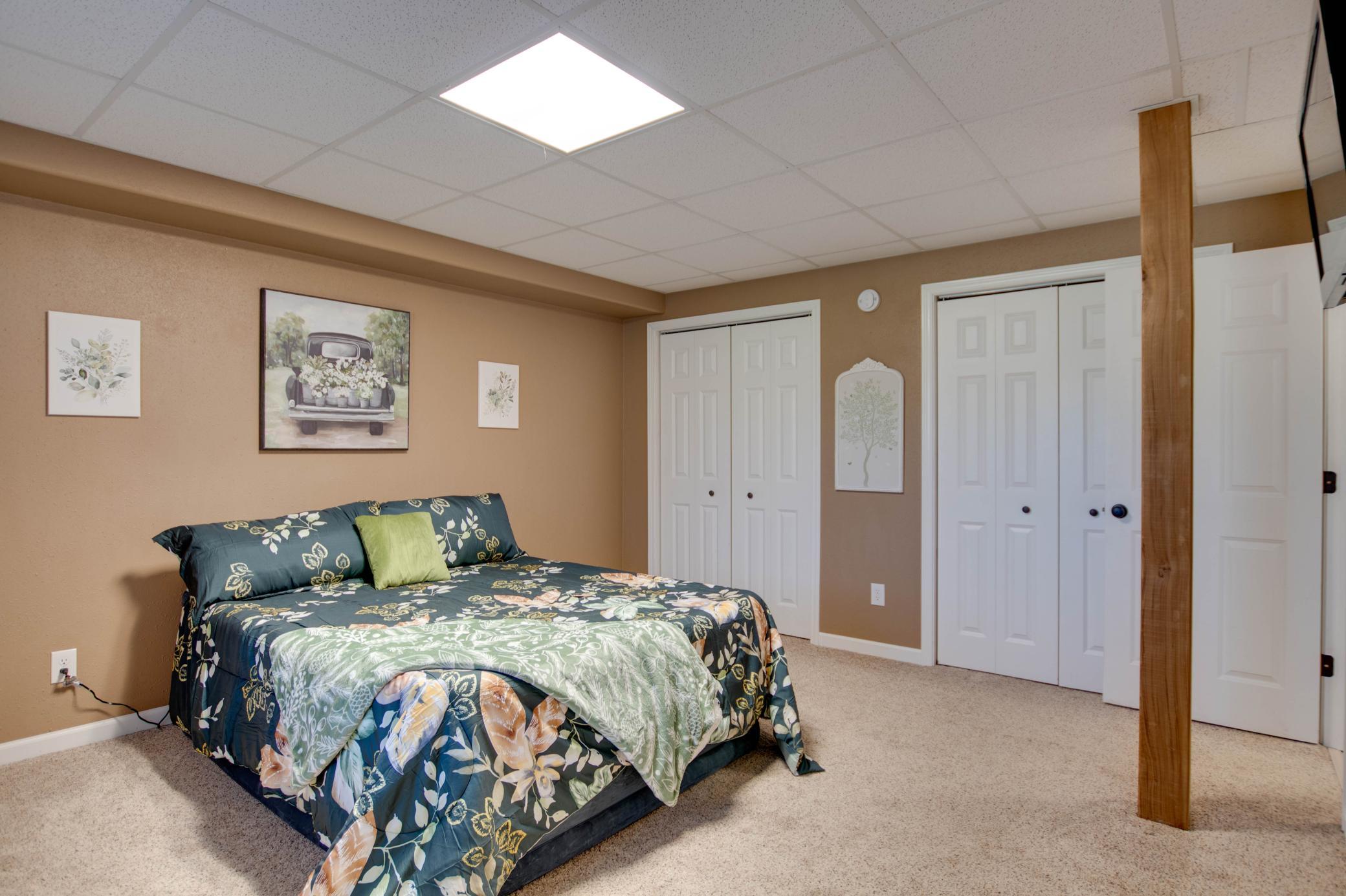 1972 single family home for sale at 3419 Birchmont Drive NE in Bemidji, MN — 3 bed, 2 bath (photo 18 of 32)