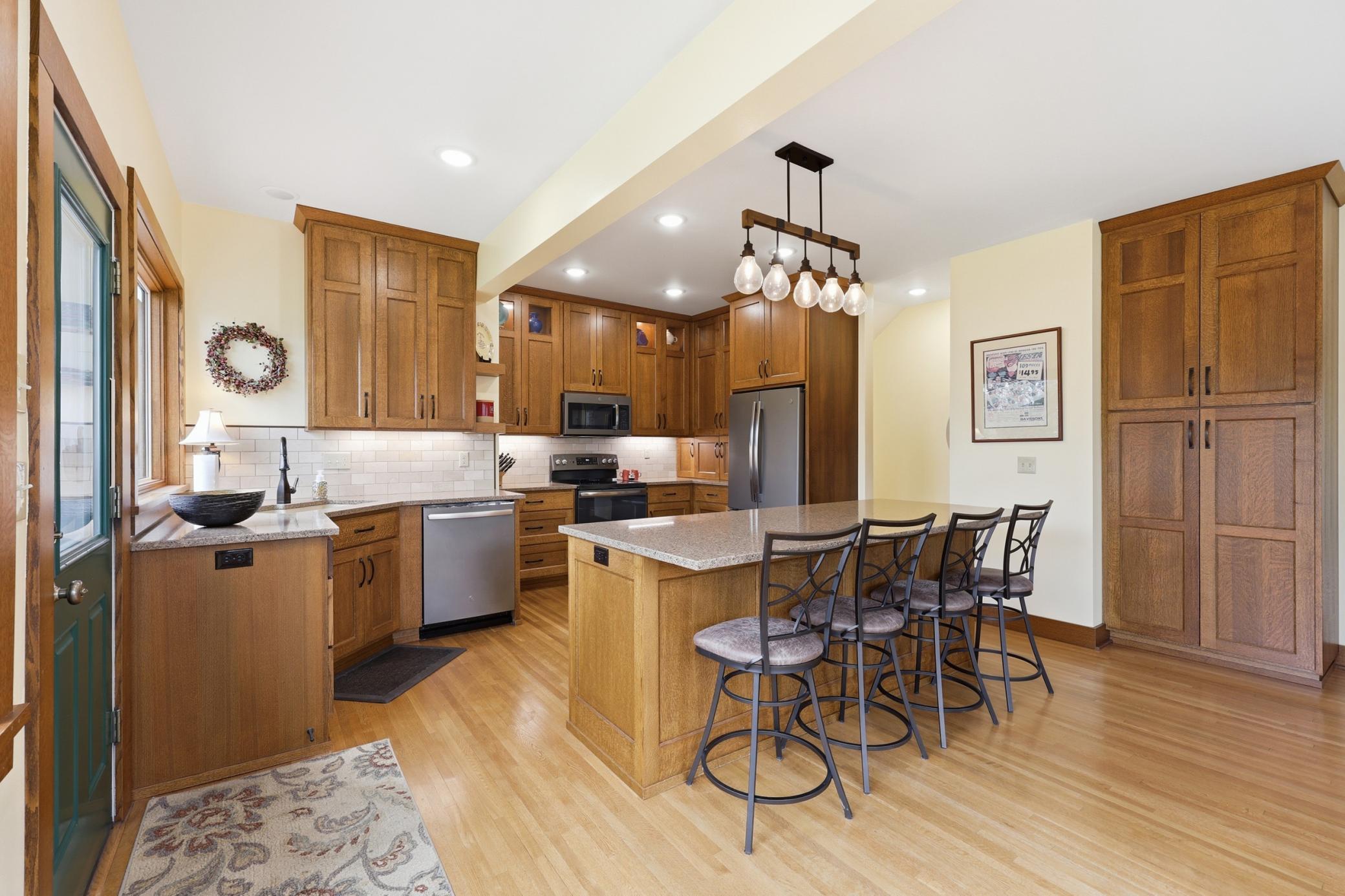 404 2nd Avenue NE, Hillsboro ND 58045 - Photo 11 of 51