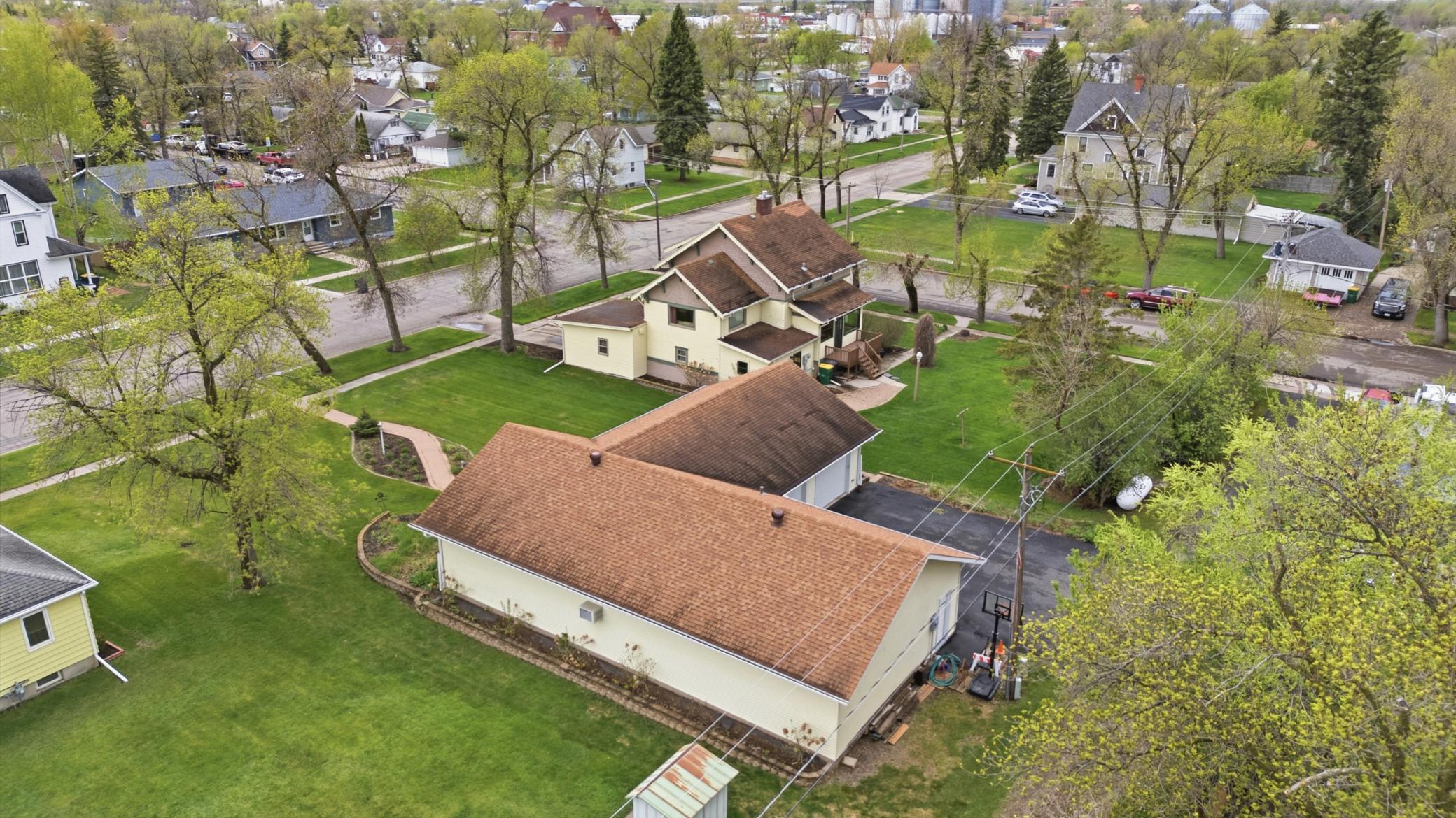 404 2nd Avenue NE, Hillsboro ND 58045 - Photo 44 of 51