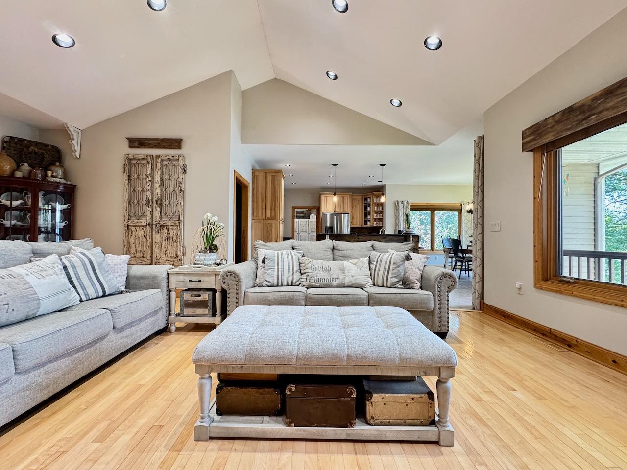 2006 single family home for sale at 23673 Clarissa Haven Drive in Henning, MN — 5 bed, 3 bath (photo 11 of 75)
