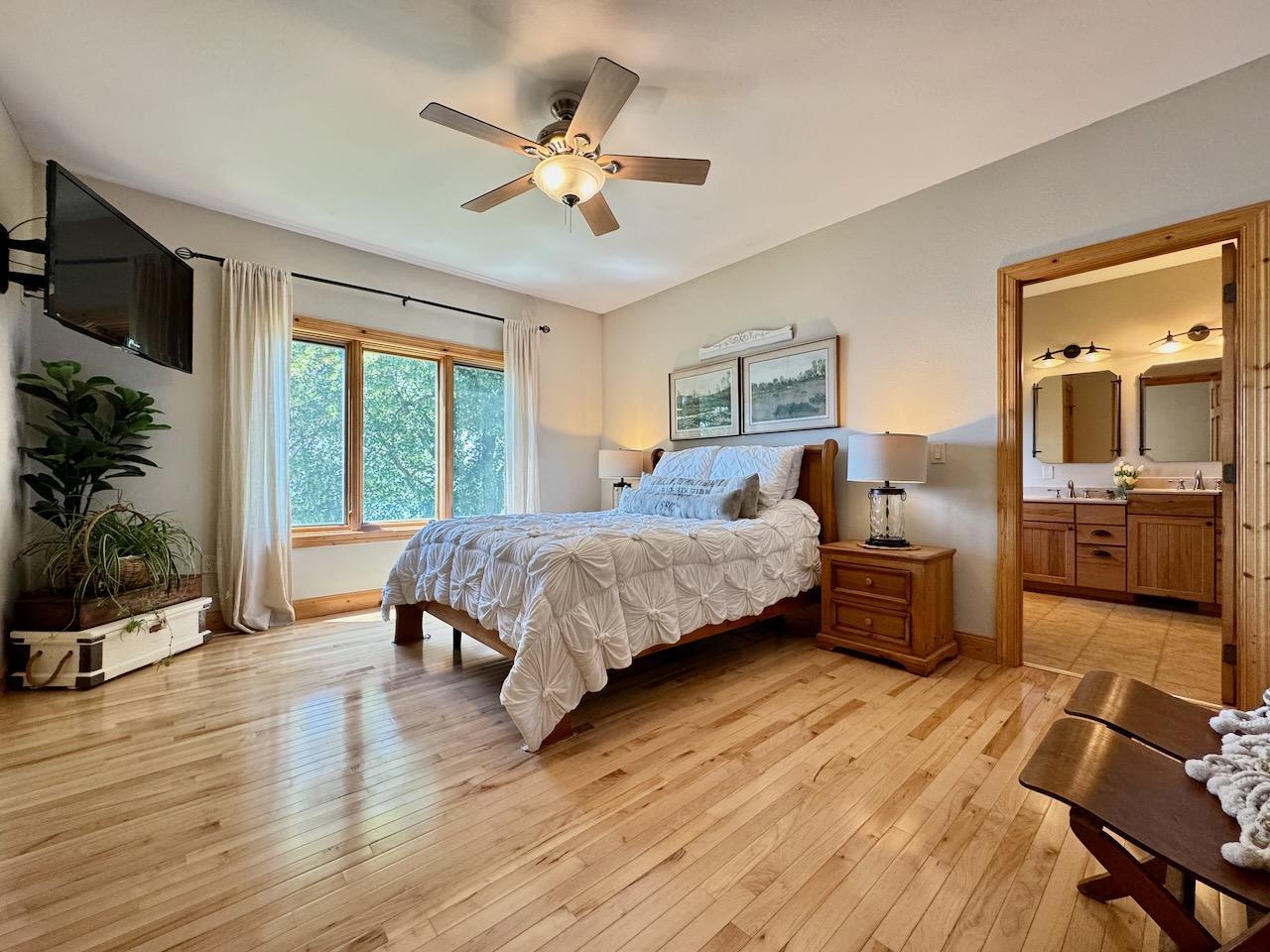 2006 single family home for sale at 23673 Clarissa Haven Drive in Henning, MN — 5 bed, 3 bath (photo 20 of 75)