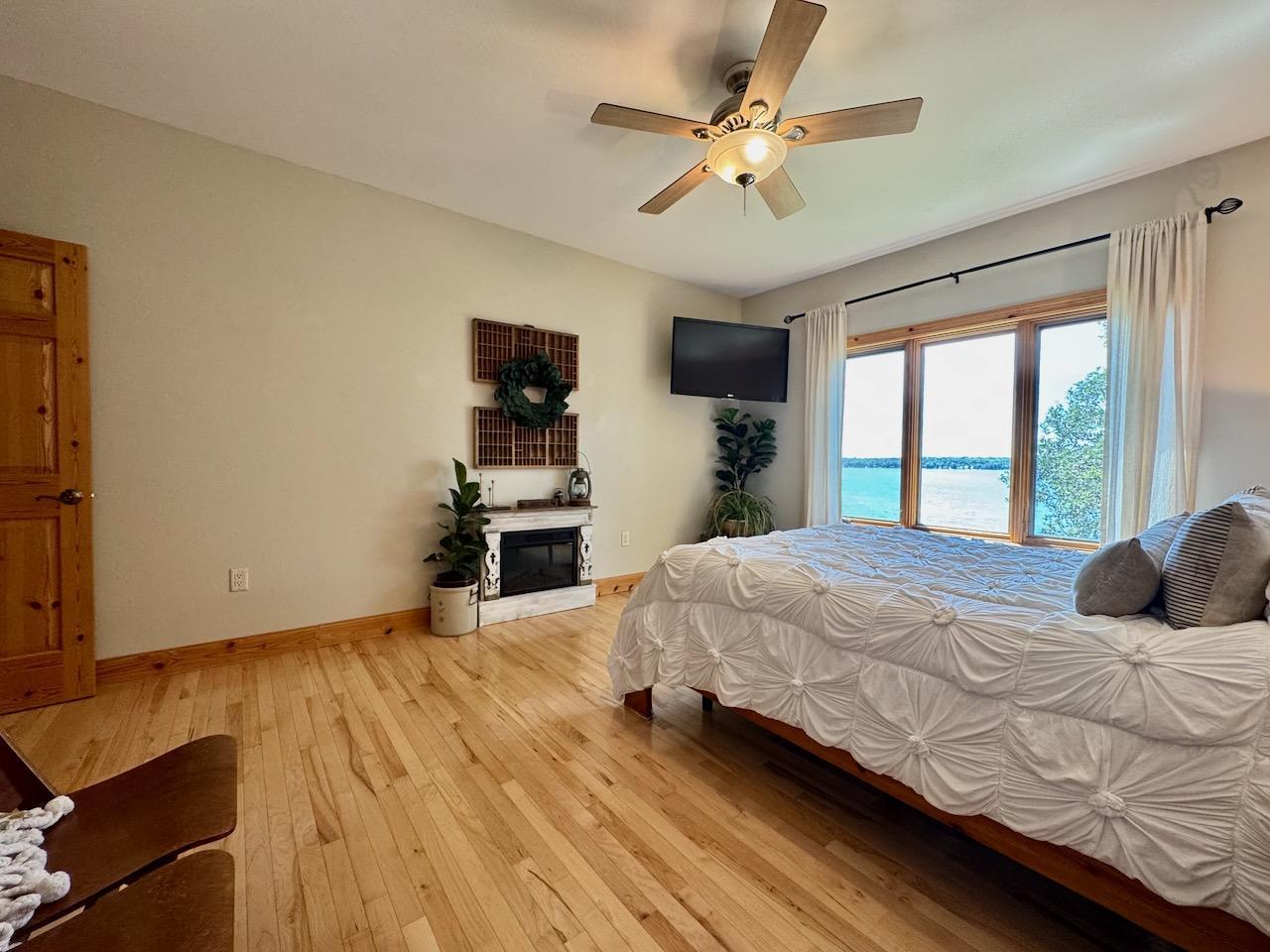 2006 single family home for sale at 23673 Clarissa Haven Drive in Henning, MN — 5 bed, 3 bath (photo 22 of 75)