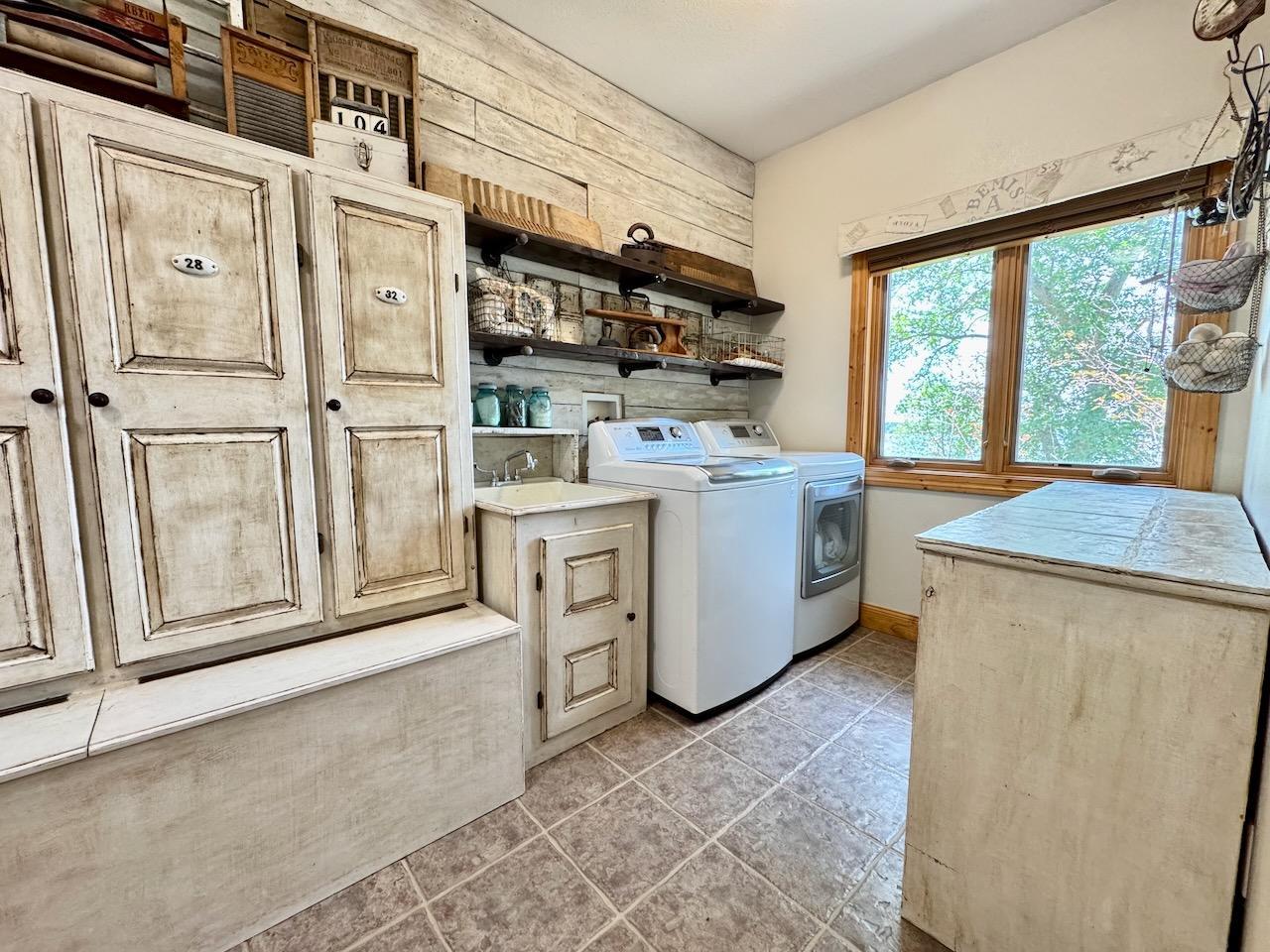 2006 single family home for sale at 23673 Clarissa Haven Drive in Henning, MN — 5 bed, 3 bath (photo 36 of 75)