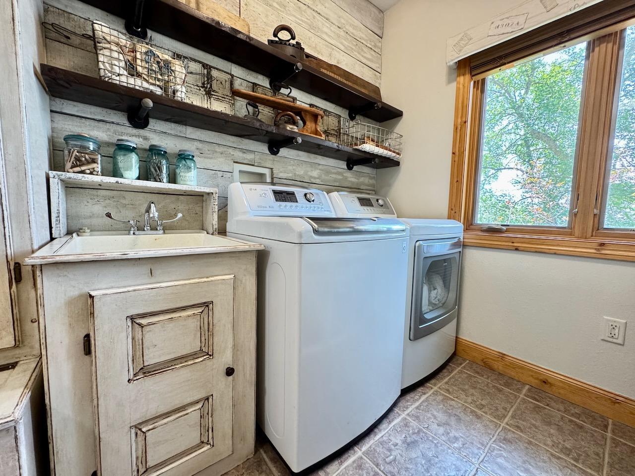 2006 single family home for sale at 23673 Clarissa Haven Drive in Henning, MN — 5 bed, 3 bath (photo 38 of 75)