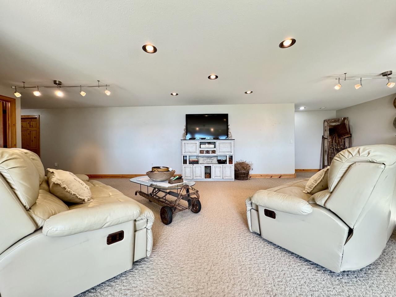 2006 single family home for sale at 23673 Clarissa Haven Drive in Henning, MN — 5 bed, 3 bath (photo 41 of 75)