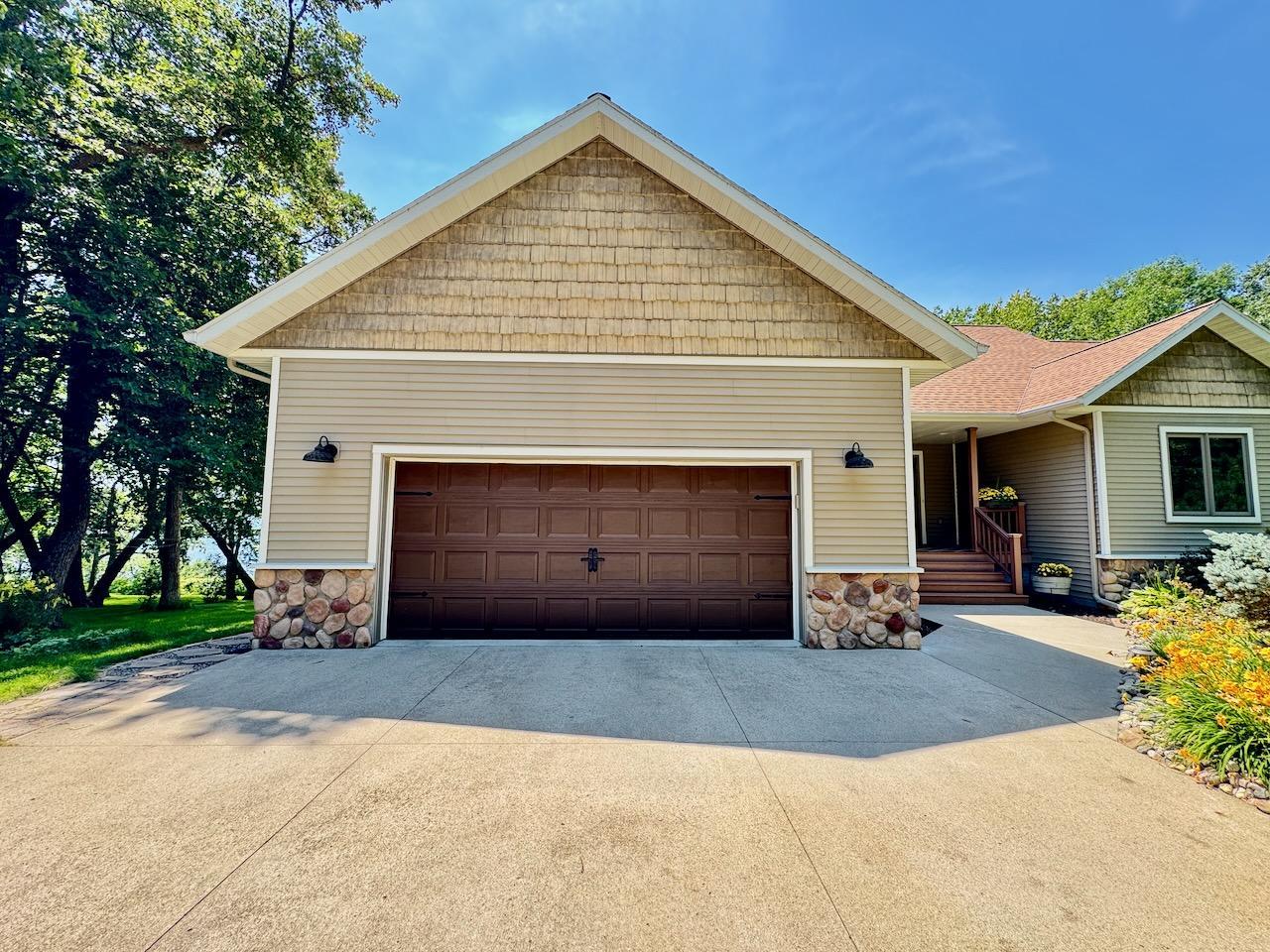 2006 single family home for sale at 23673 Clarissa Haven Drive in Henning, MN — 5 bed, 3 bath (photo 57 of 75)