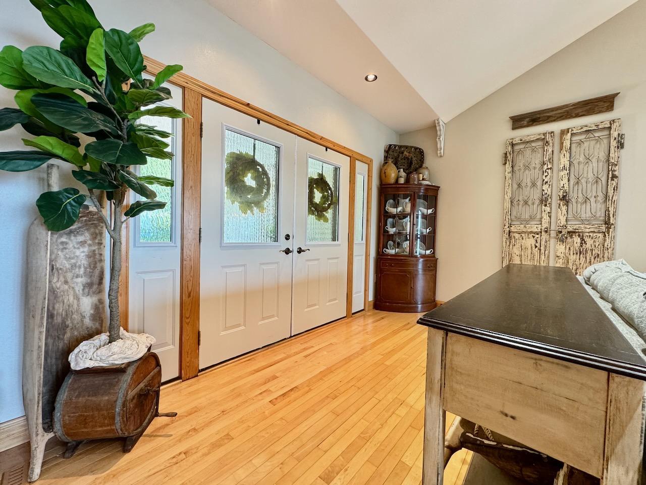 2006 single family home for sale at 23673 Clarissa Haven Drive in Henning, MN — 5 bed, 3 bath (photo 7 of 75)