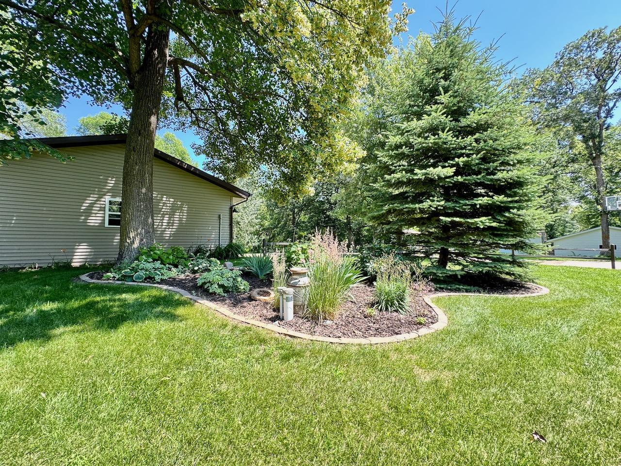 2006 single family home for sale at 23673 Clarissa Haven Drive in Henning, MN — 5 bed, 3 bath (photo 63 of 75)