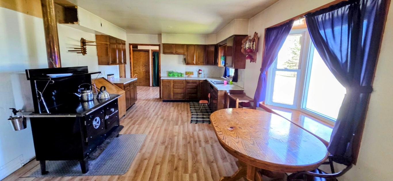 1970 single family home for sale at 33293 115th Avenue in Eagle Bend, MN — 2 bed, 1 bath (photo 18 of 47)