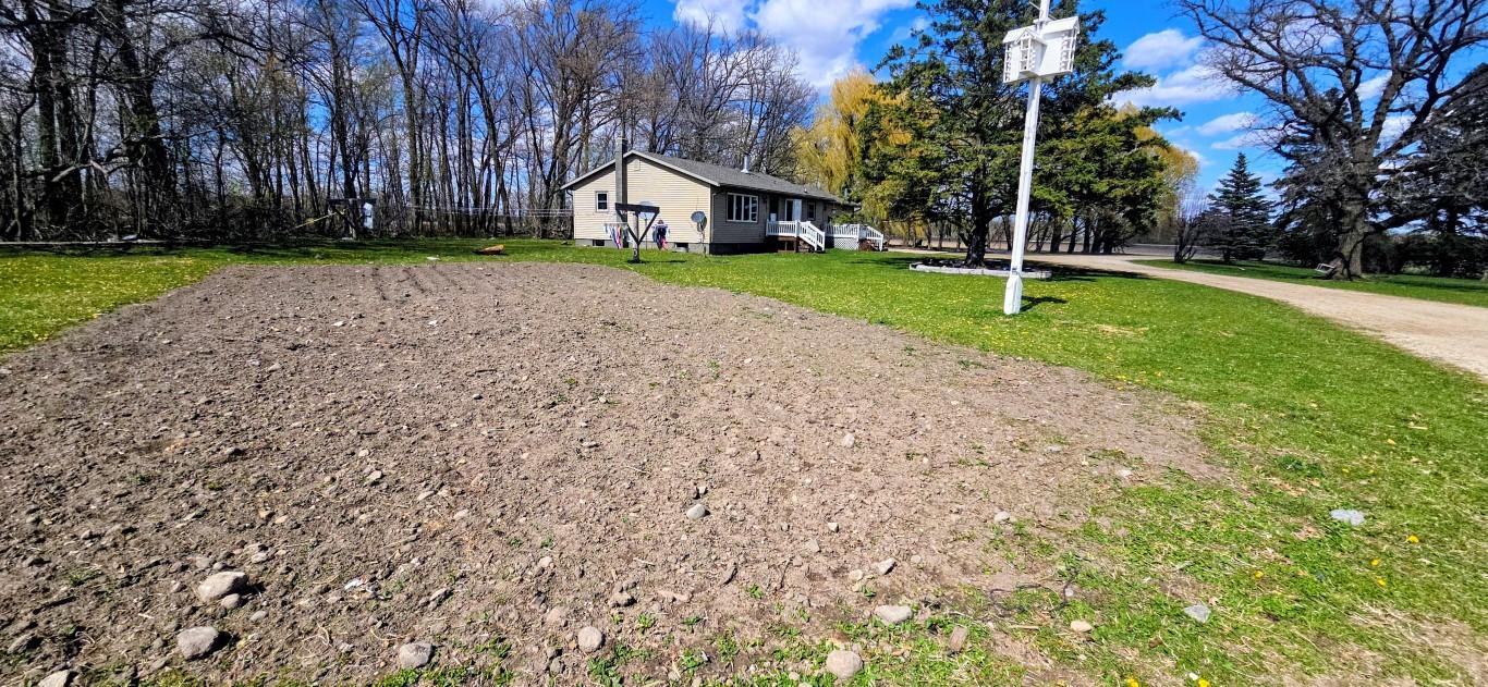 1970 single family home for sale at 33293 115th Avenue in Eagle Bend, MN — 2 bed, 1 bath (photo 43 of 47)