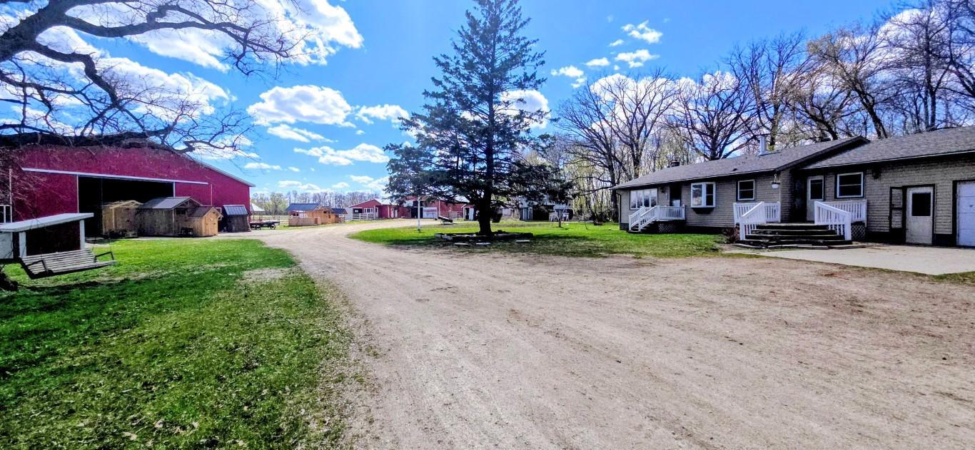 1970 single family home for sale at 33293 115th Avenue in Eagle Bend, MN — 2 bed, 1 bath (photo 6 of 47)