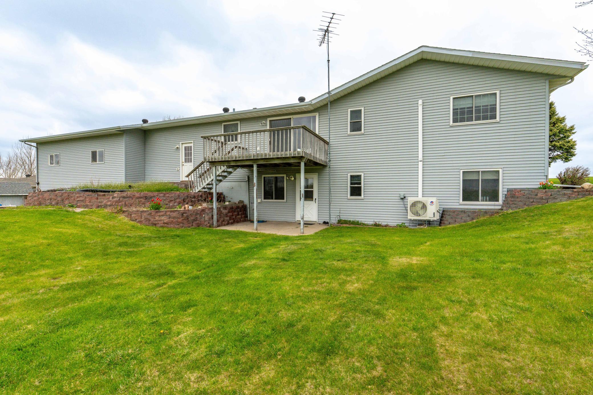 1978 single family home for sale at 16990 River Oaks Boulevard in Fergus Falls, MN — 3 bed, 2 bath (photo 12 of 74)