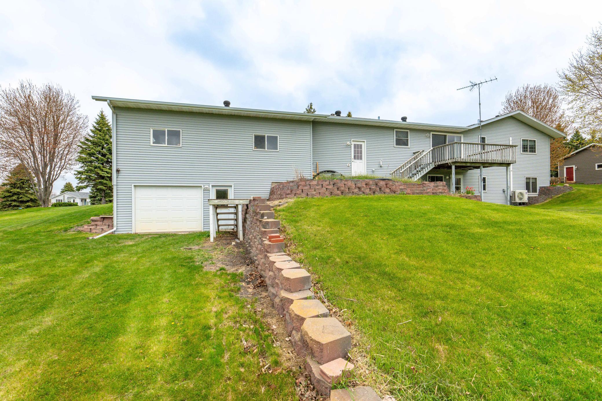 1978 single family home for sale at 16990 River Oaks Boulevard in Fergus Falls, MN — 3 bed, 2 bath (photo 19 of 74)