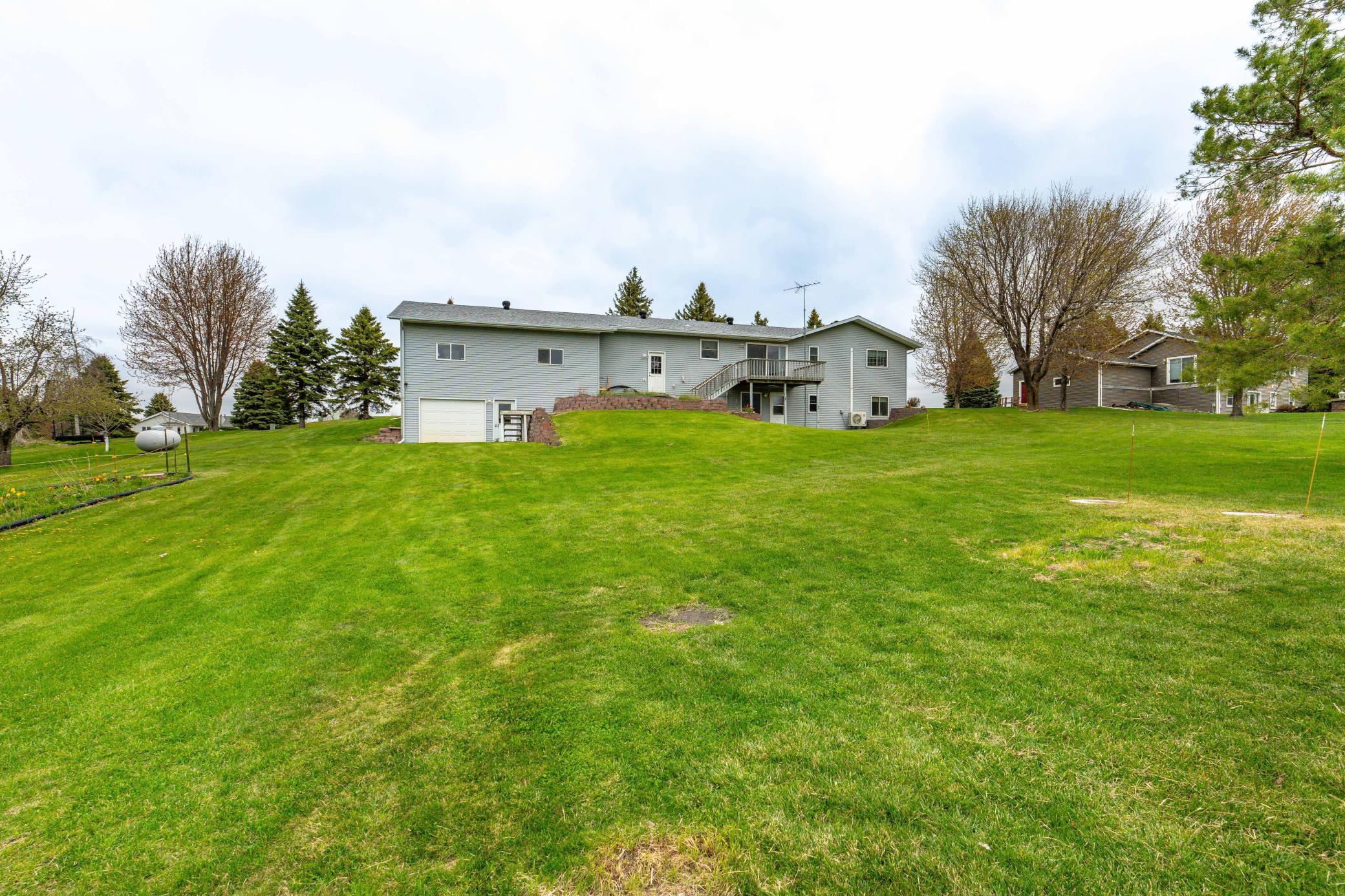 1978 single family home for sale at 16990 River Oaks Boulevard in Fergus Falls, MN — 3 bed, 2 bath (photo 25 of 74)