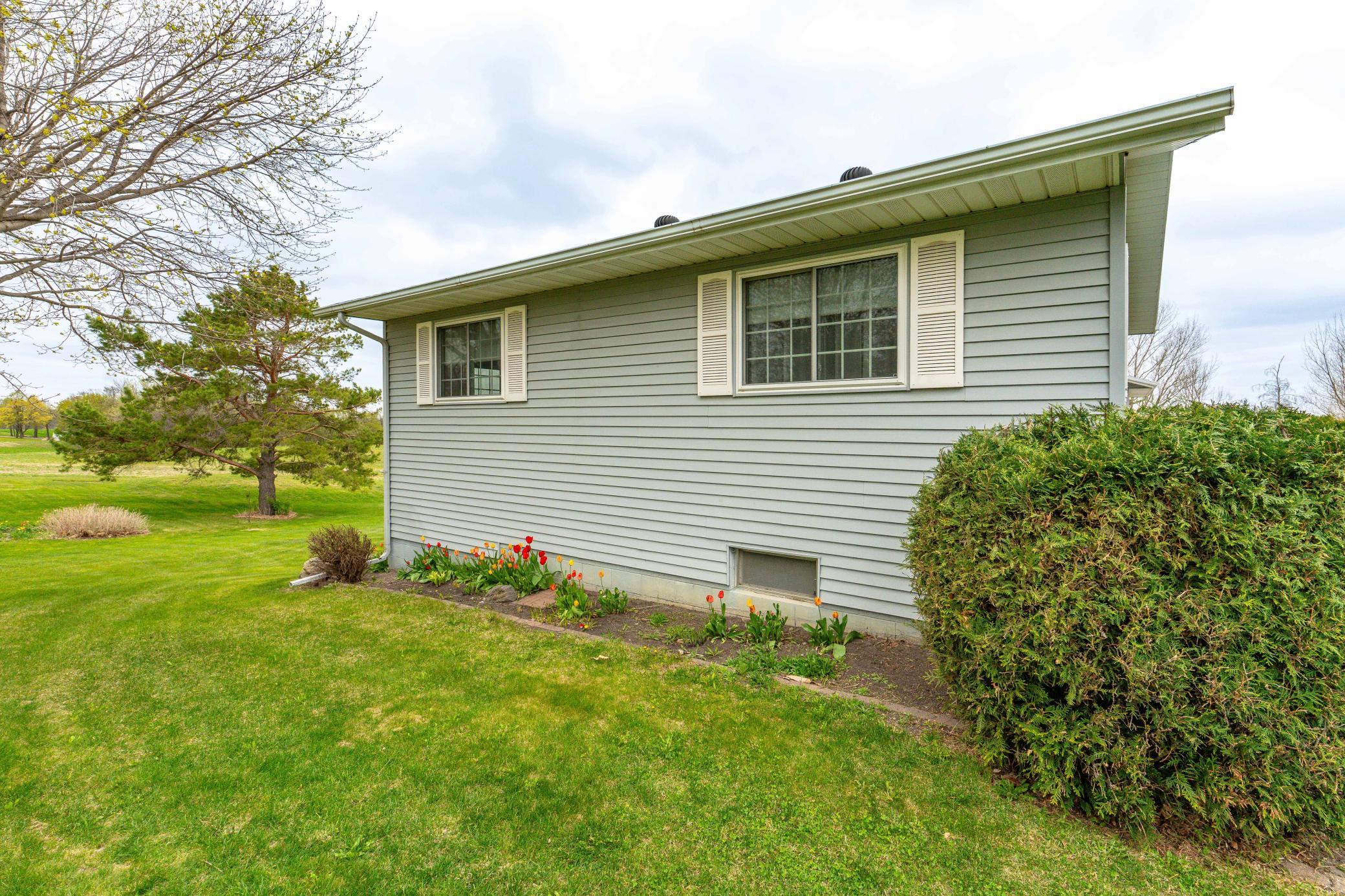 1978 single family home for sale at 16990 River Oaks Boulevard in Fergus Falls, MN — 3 bed, 2 bath (photo 10 of 74)