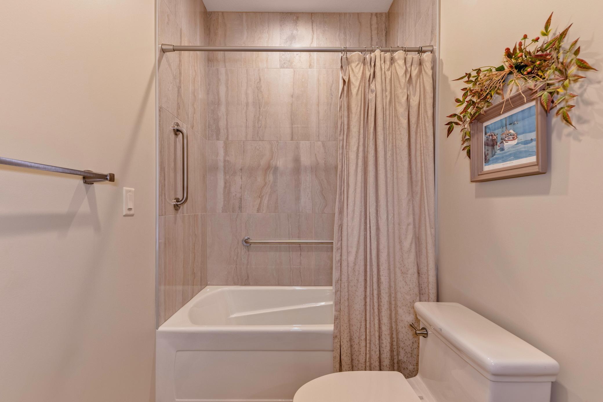 2020 single family home for sale at 980 SW 22nd in Grand Rapids, MN — 3 bed, 2 bath (photo 17 of 25)