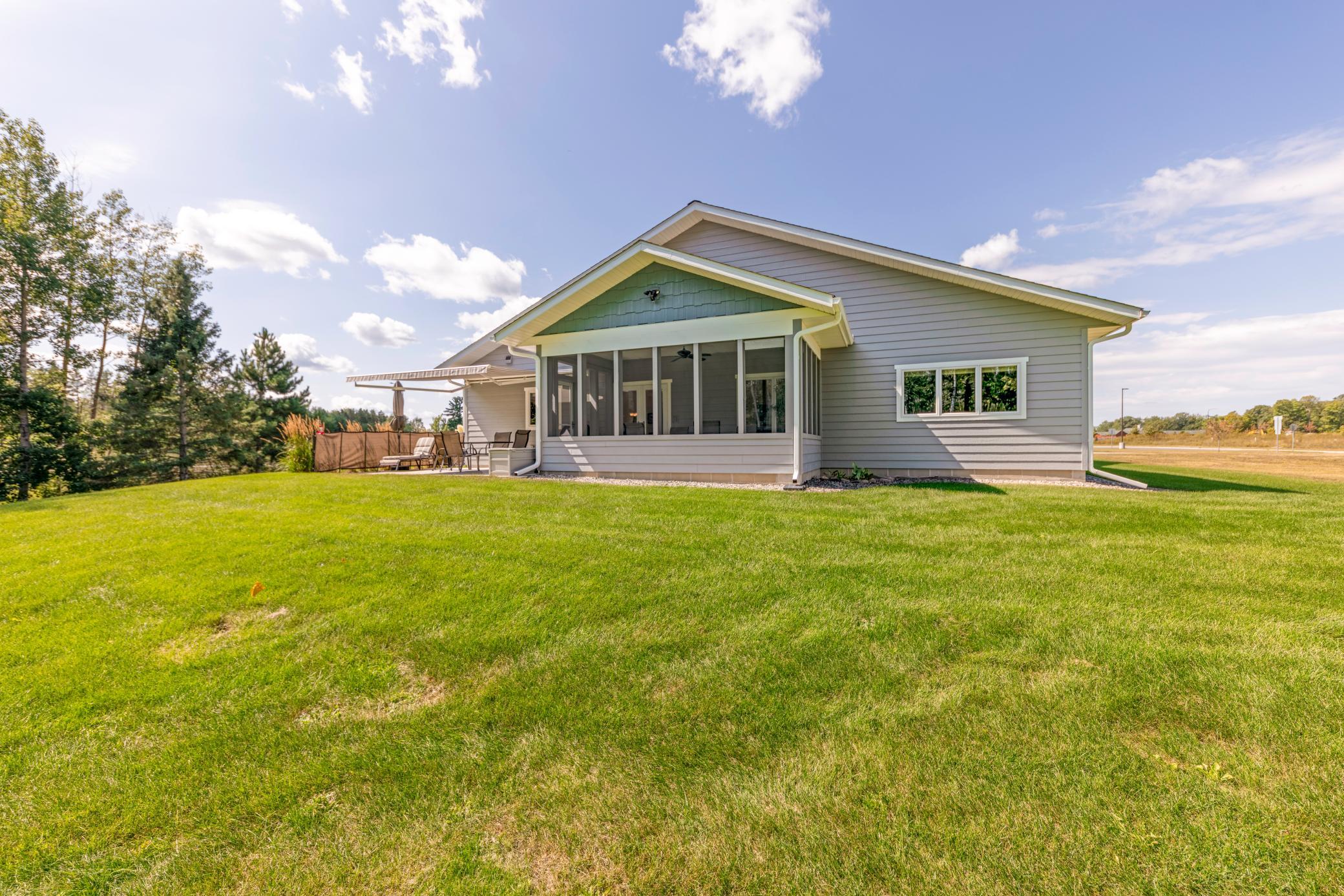 2020 single family home for sale at 980 SW 22nd in Grand Rapids, MN — 3 bed, 2 bath (photo 6 of 25)