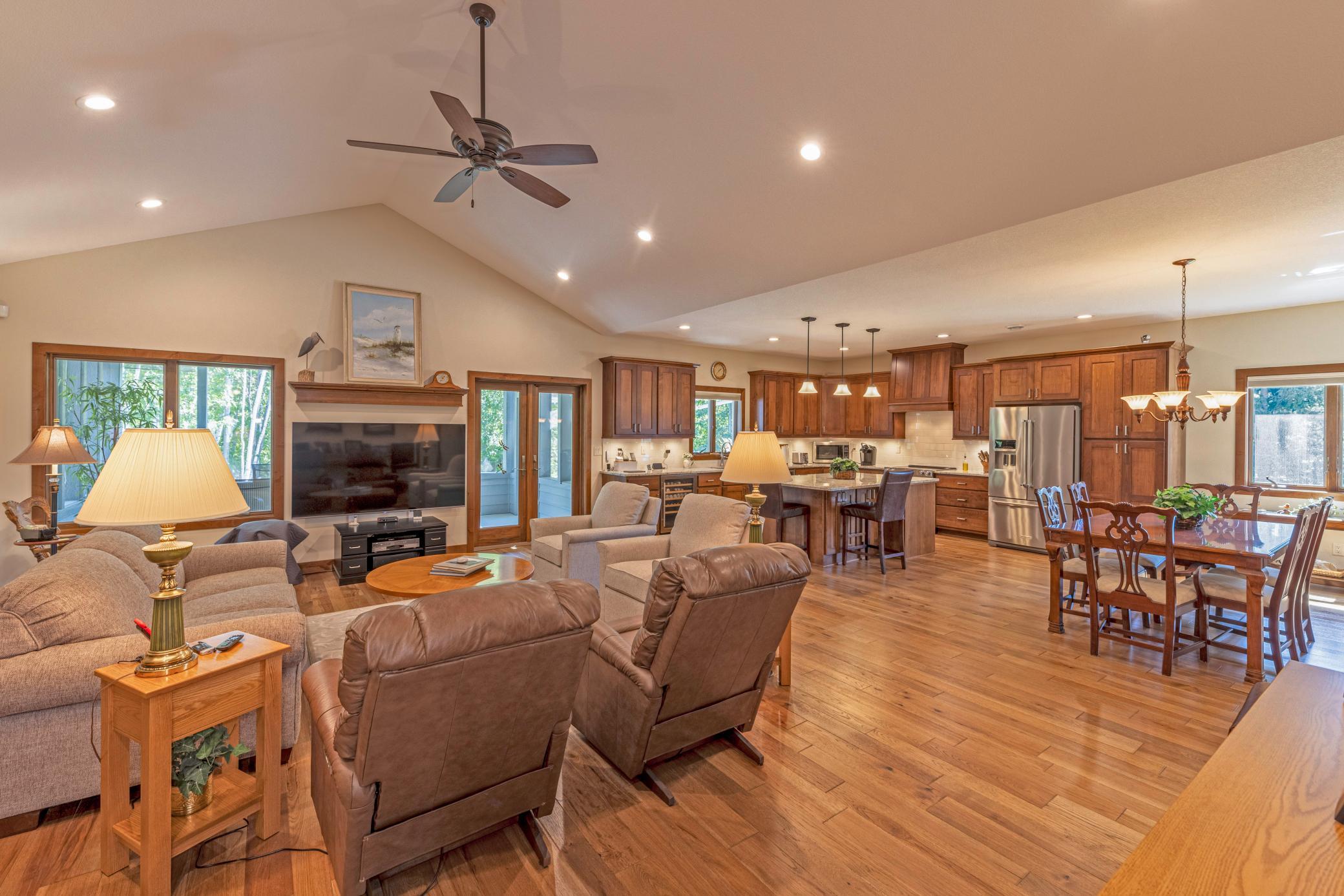 2020 single family home for sale at 980 SW 22nd in Grand Rapids, MN — 3 bed, 2 bath (photo 8 of 25)