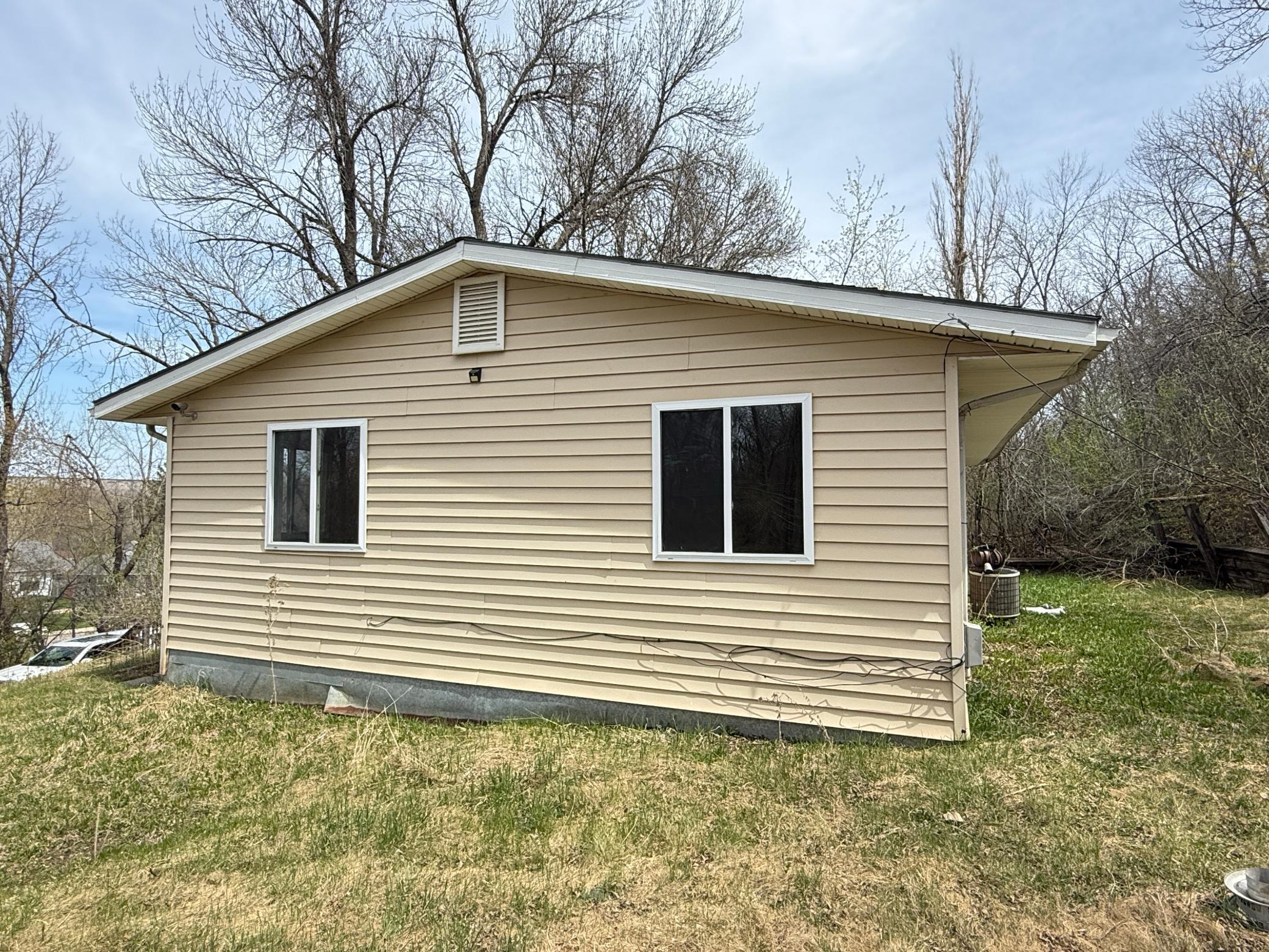 622 Valley Avenue SE, Valley City ND 58072 - Photo 3 of 19