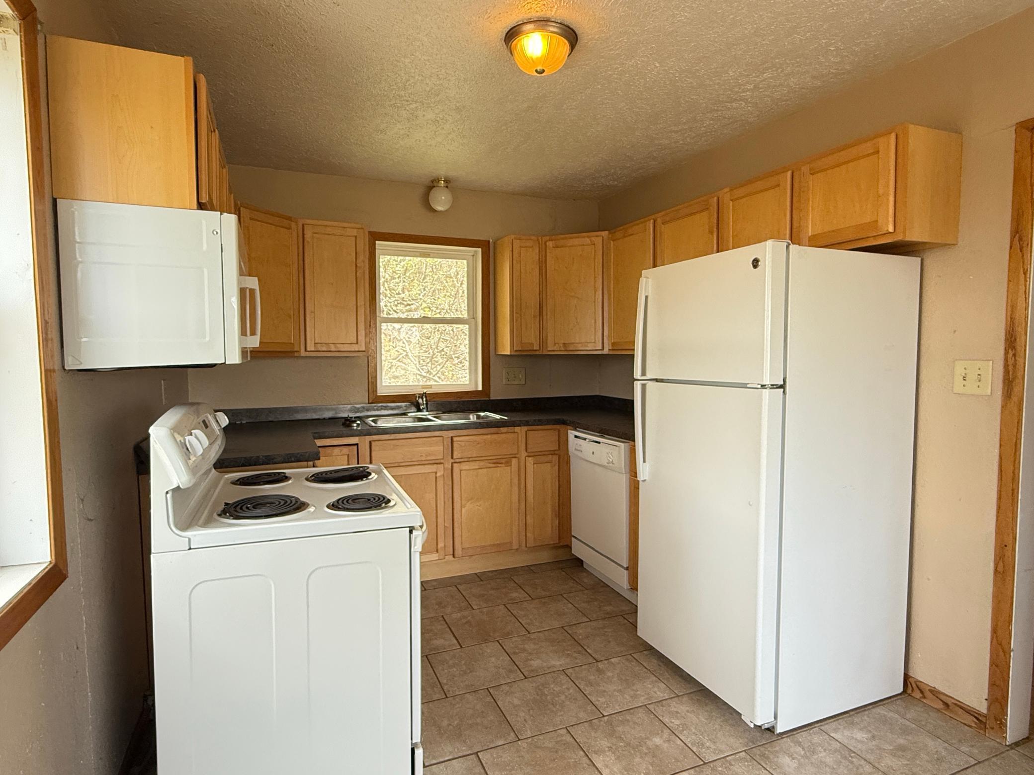 622 Valley Avenue SE, Valley City ND 58072 - Photo 9 of 19