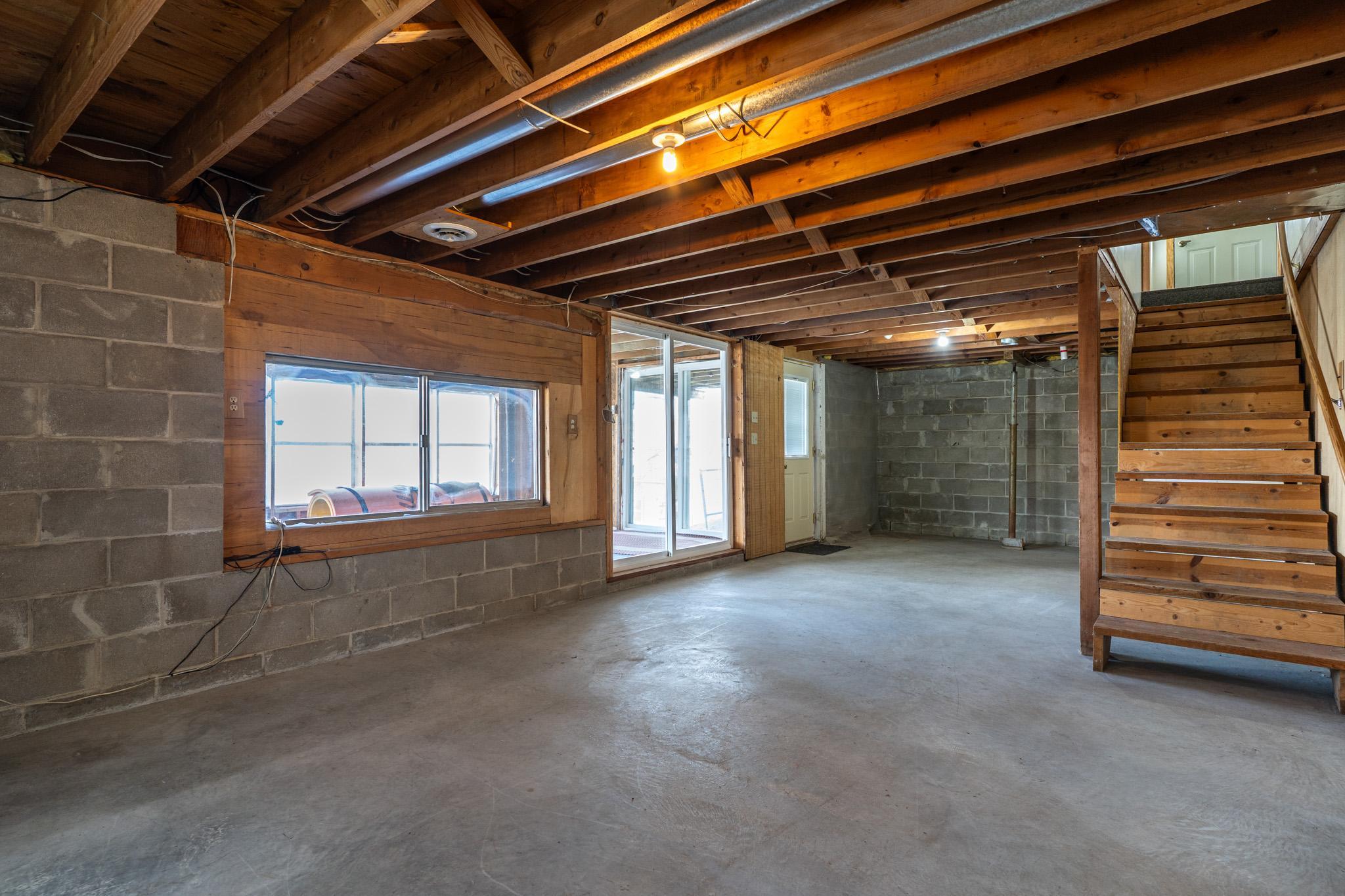 1971 single family home for sale at 18619 390th Street SE in Erskine, MN — 3 bed, 1 bath (photo 17 of 45)
