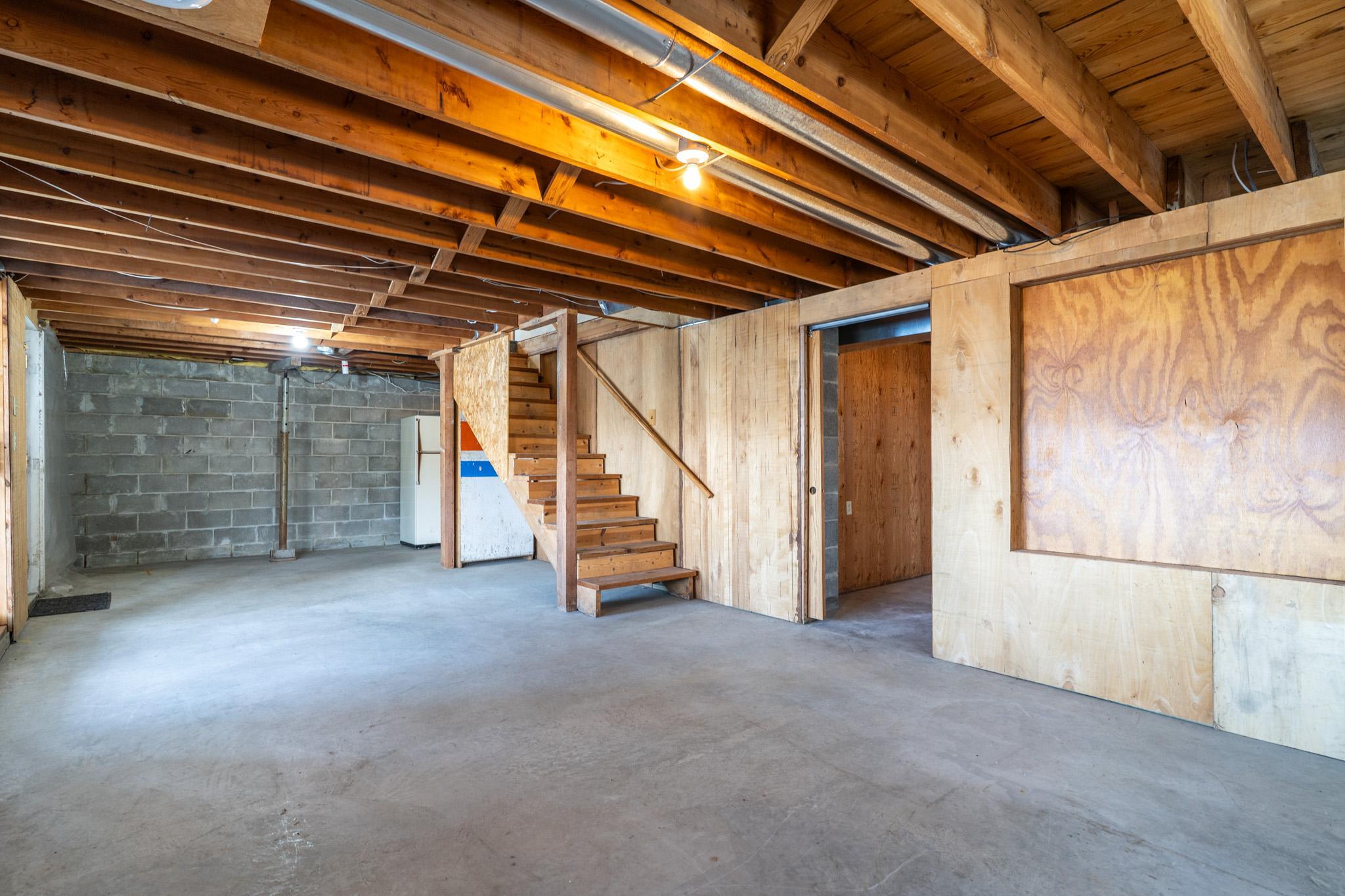 1971 single family home for sale at 18619 390th Street SE in Erskine, MN — 3 bed, 1 bath (photo 18 of 45)