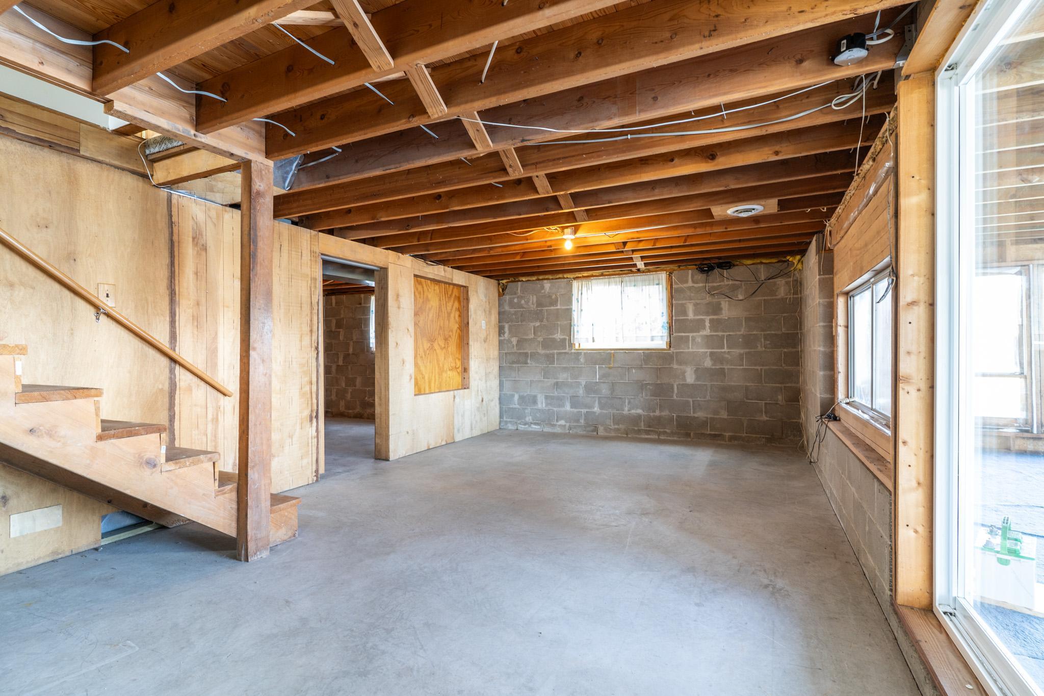 1971 single family home for sale at 18619 390th Street SE in Erskine, MN — 3 bed, 1 bath (photo 20 of 45)