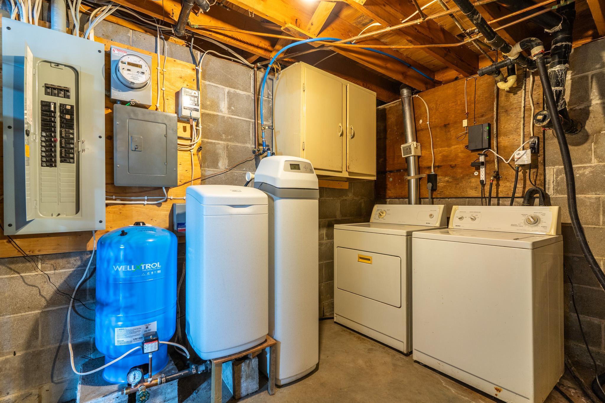 1971 single family home for sale at 18619 390th Street SE in Erskine, MN — 3 bed, 1 bath (photo 21 of 45)