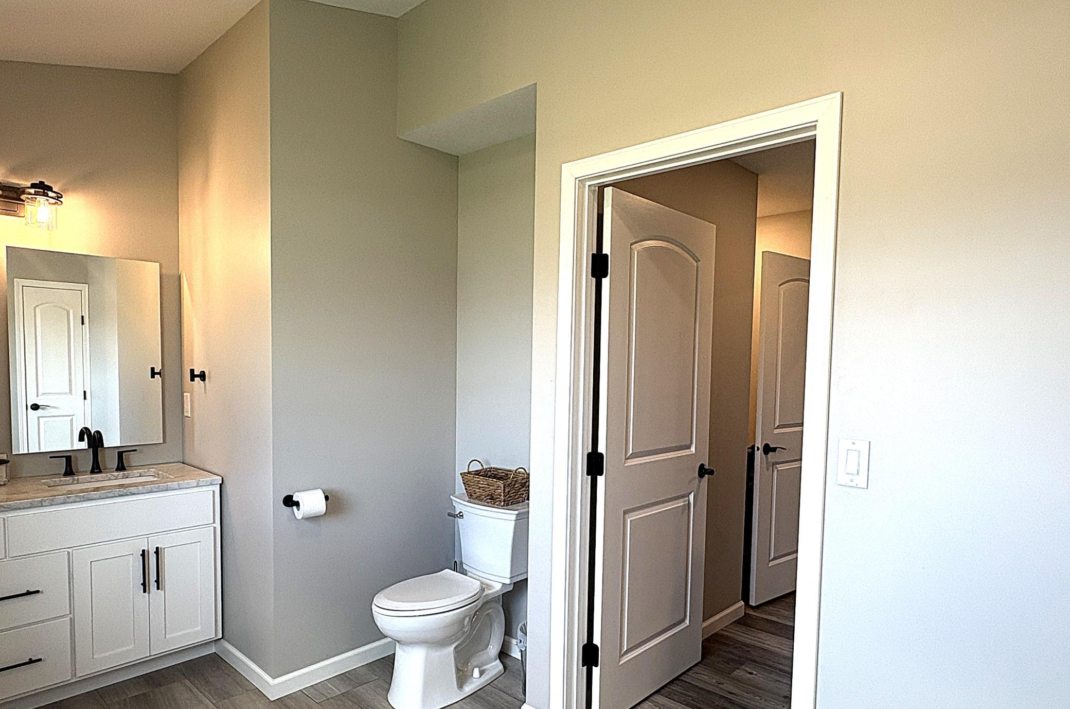 2021 single family home for sale at 7822 Hummingbird Lane SW in Alexandria, MN — 4 bed, 3 bath (photo 44 of 81)
