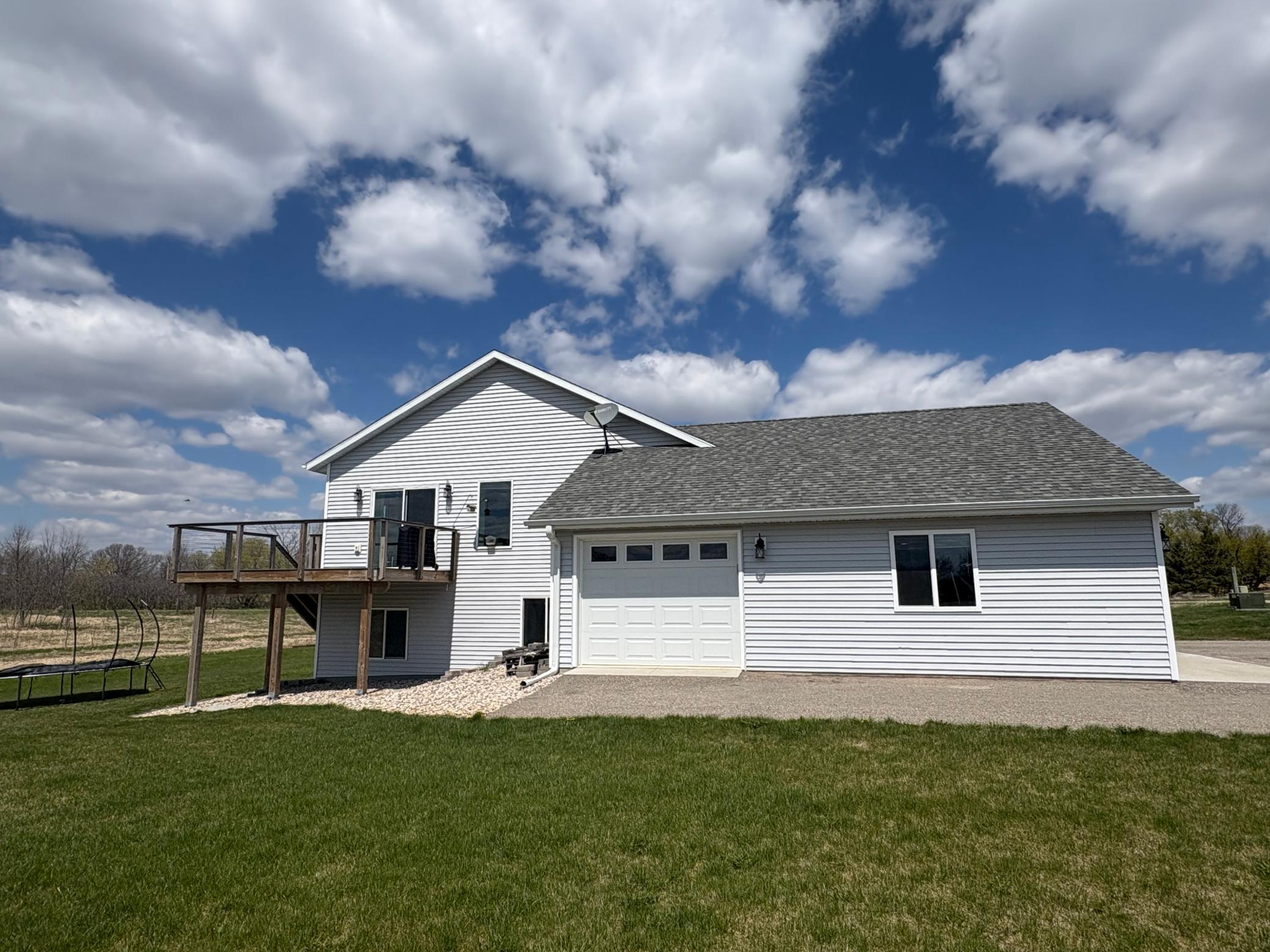 2021 single family home for sale at 7822 Hummingbird Lane SW in Alexandria, MN — 4 bed, 3 bath (photo 79 of 81)