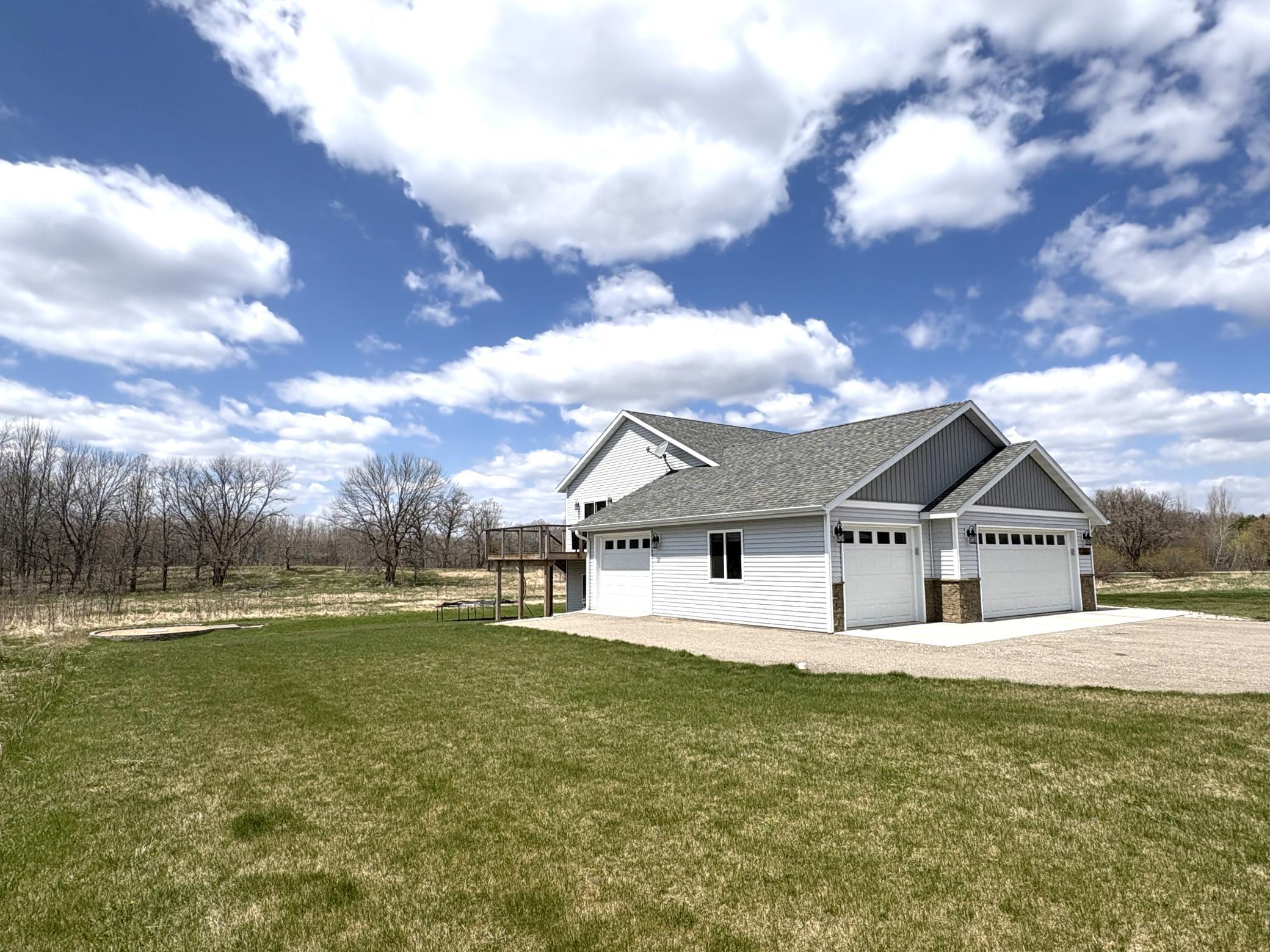 2021 single family home for sale at 7822 Hummingbird Lane SW in Alexandria, MN — 4 bed, 3 bath (photo 80 of 81)