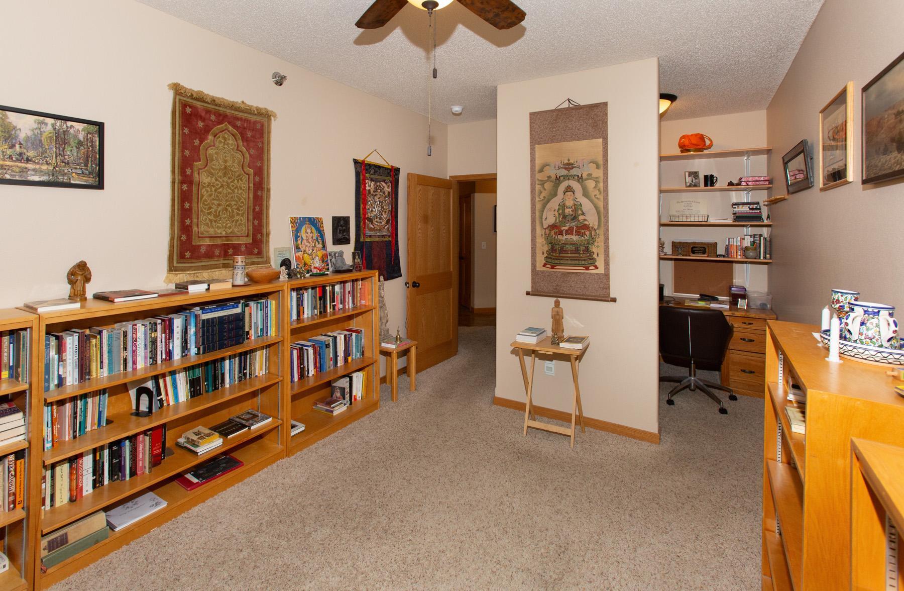 203 6th Street S, Unit 101, Moorhead MN 56560 - Photo 24 of 31
