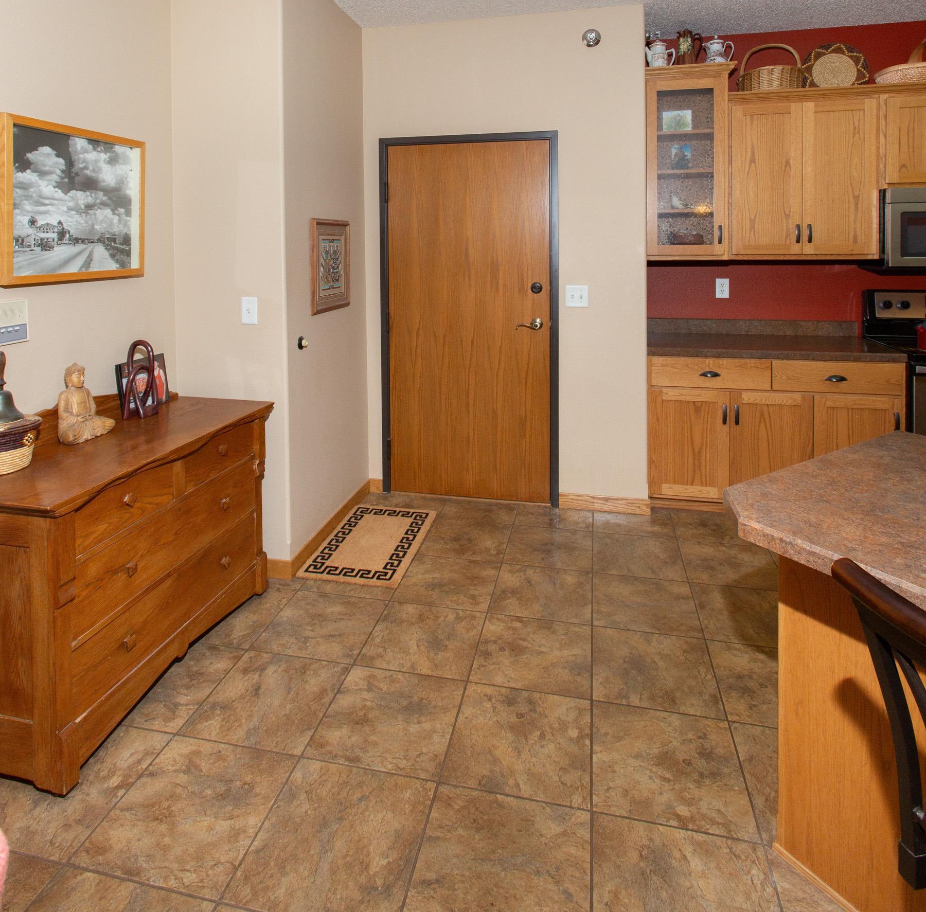 203 6th Street S, Unit 101, Moorhead MN 56560 - Photo 4 of 31