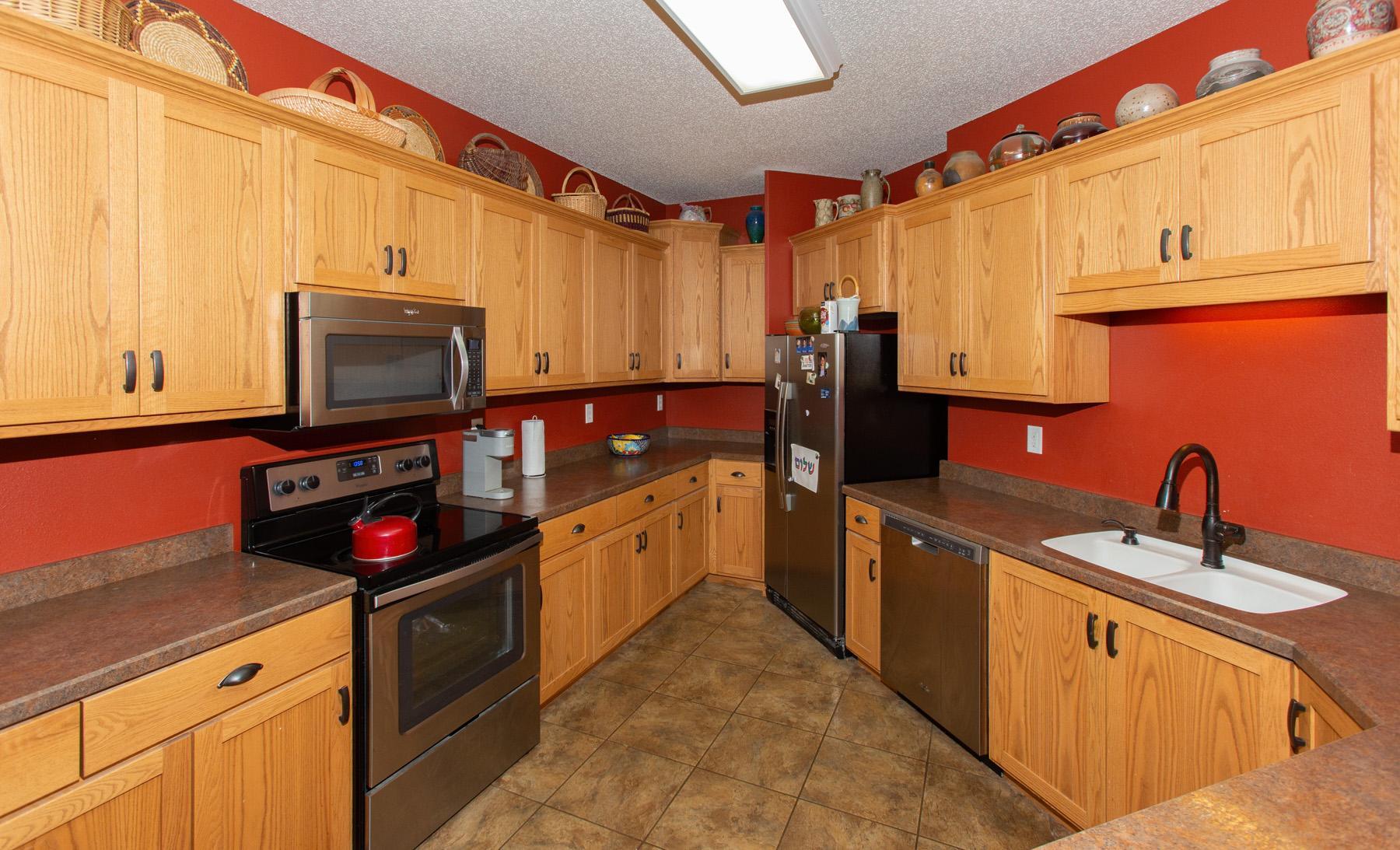 203 6th Street S, Unit 101, Moorhead MN 56560 - Photo 7 of 31