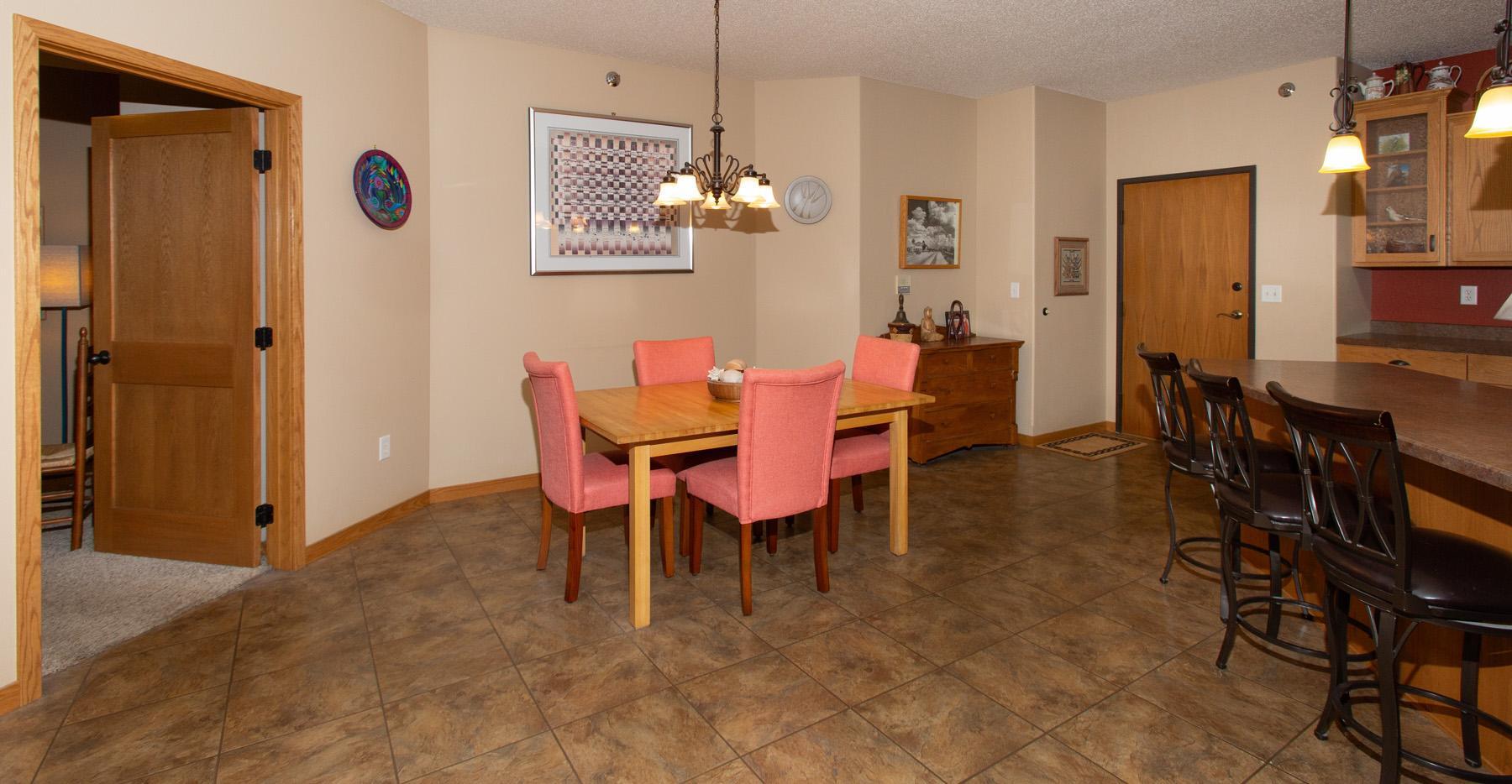 203 6th Street S, Unit 101, Moorhead MN 56560 - Photo 10 of 31