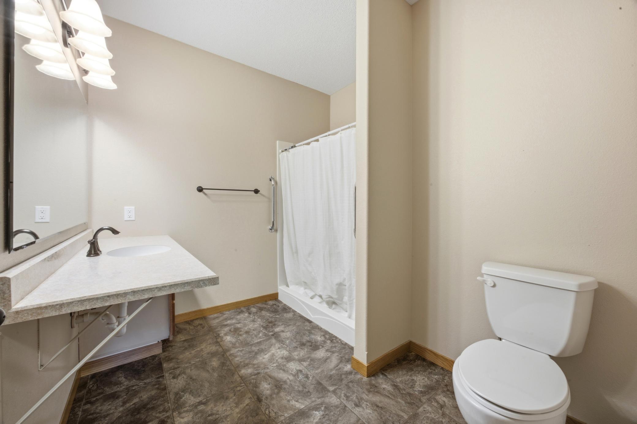 2008 condo for sale at 203 6th Street S, Unit 101 in Moorhead, MN — 2 bed, 2 bath (photo 14 of 27)