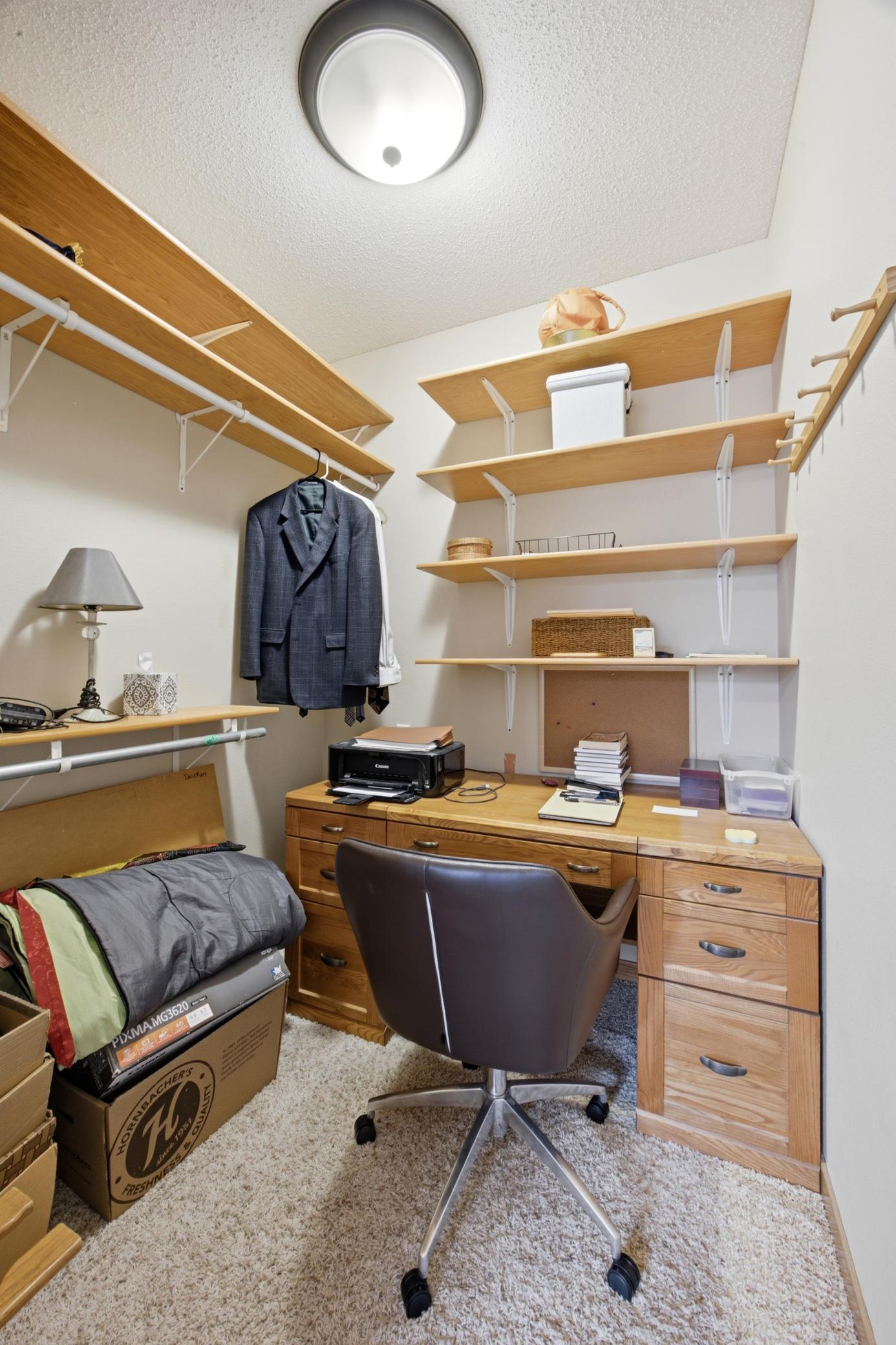 2008 condo for sale at 203 6th Street S, Unit 101 in Moorhead, MN — 2 bed, 2 bath (photo 17 of 27)