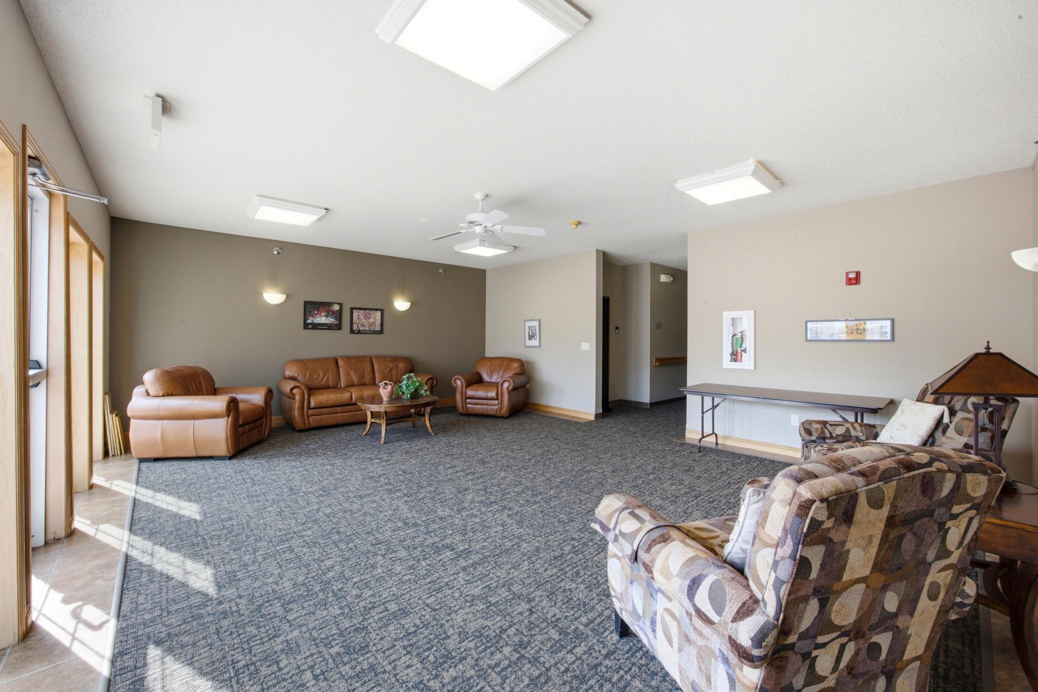 2008 condo for sale at 203 6th Street S, Unit 101 in Moorhead, MN — 2 bed, 2 bath (photo 21 of 27)