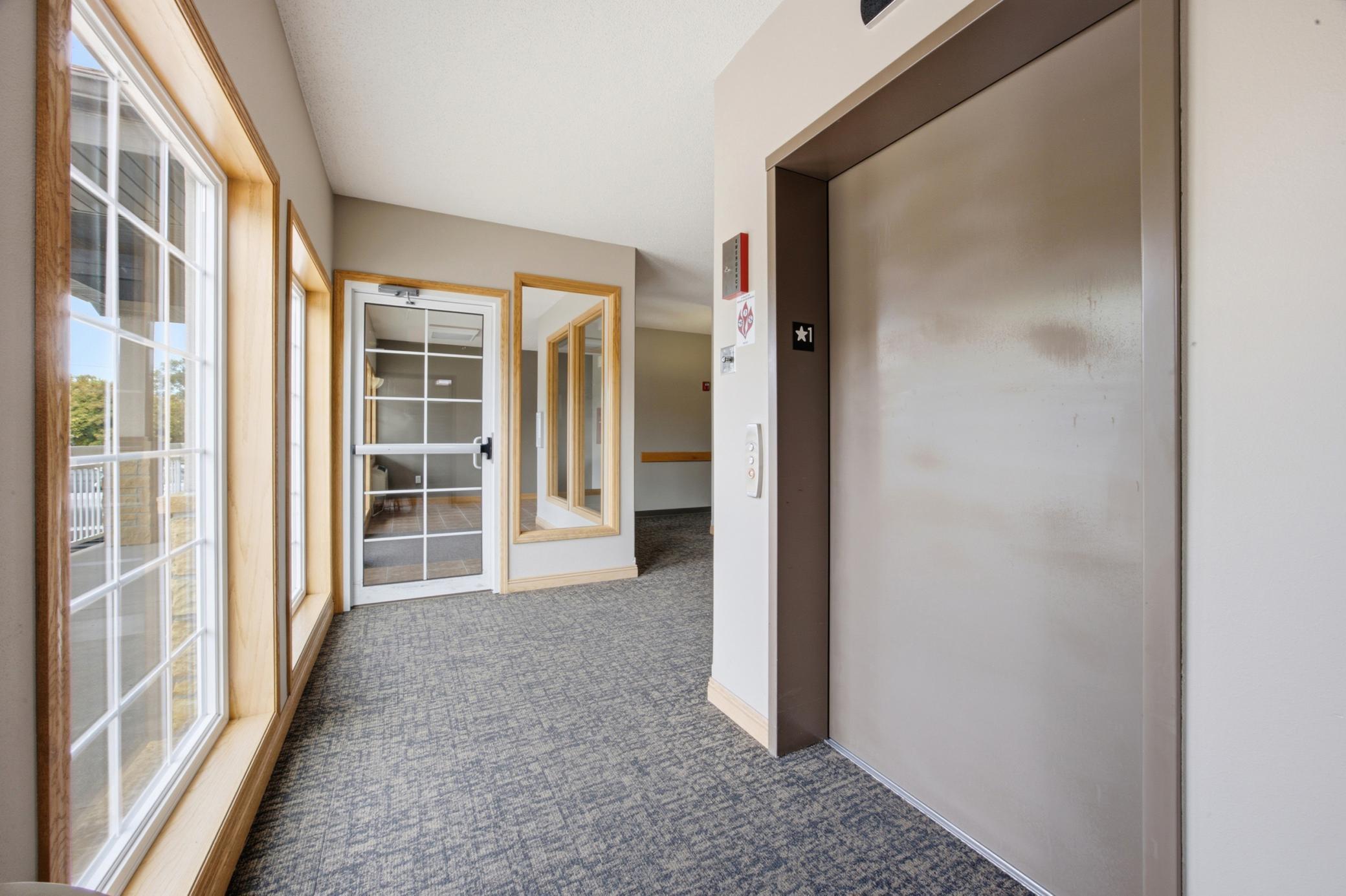 2008 condo for sale at 203 6th Street S, Unit 101 in Moorhead, MN — 2 bed, 2 bath (photo 25 of 27)