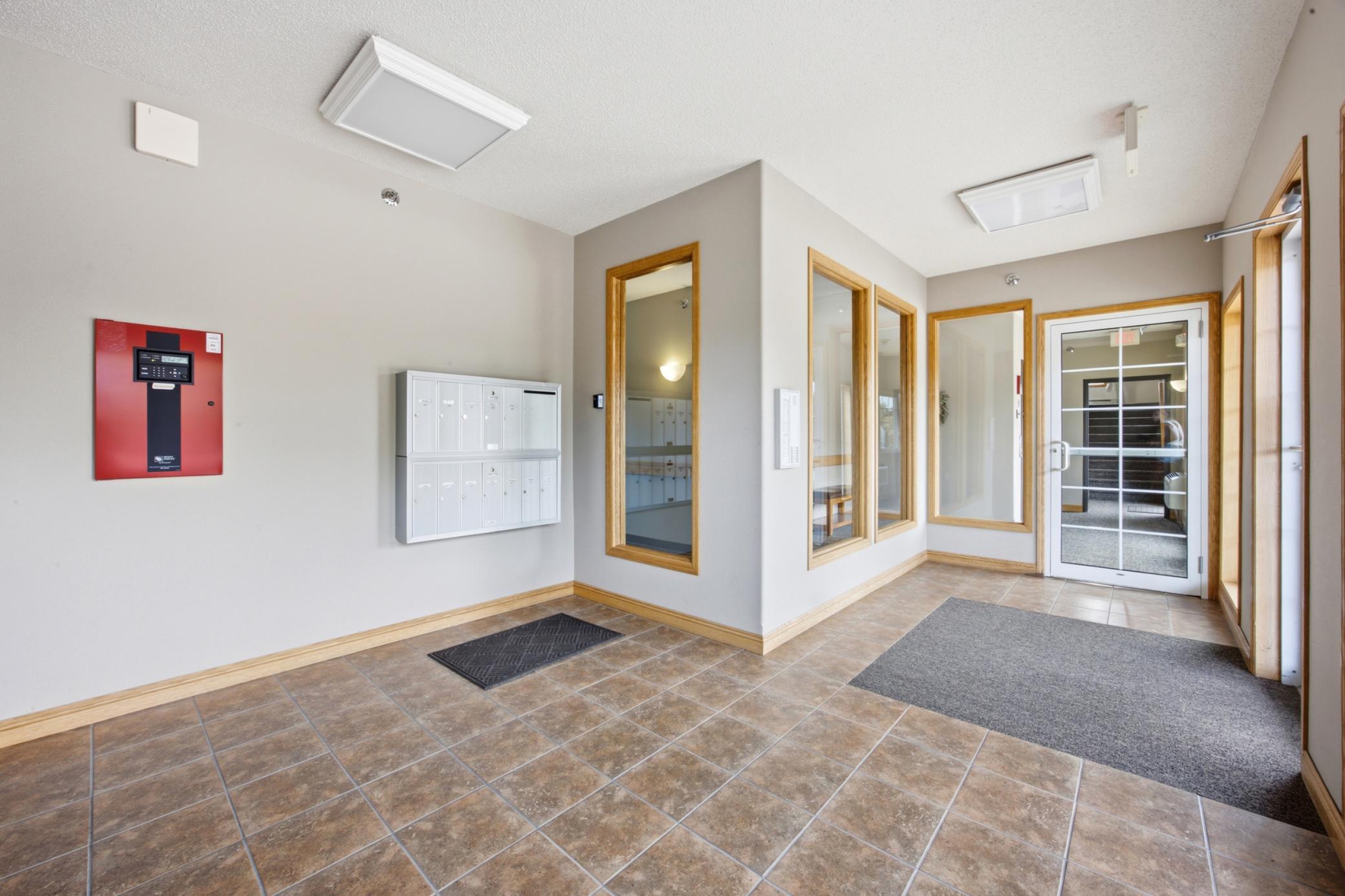 2008 condo for sale at 203 6th Street S, Unit 101 in Moorhead, MN — 2 bed, 2 bath (photo 26 of 27)