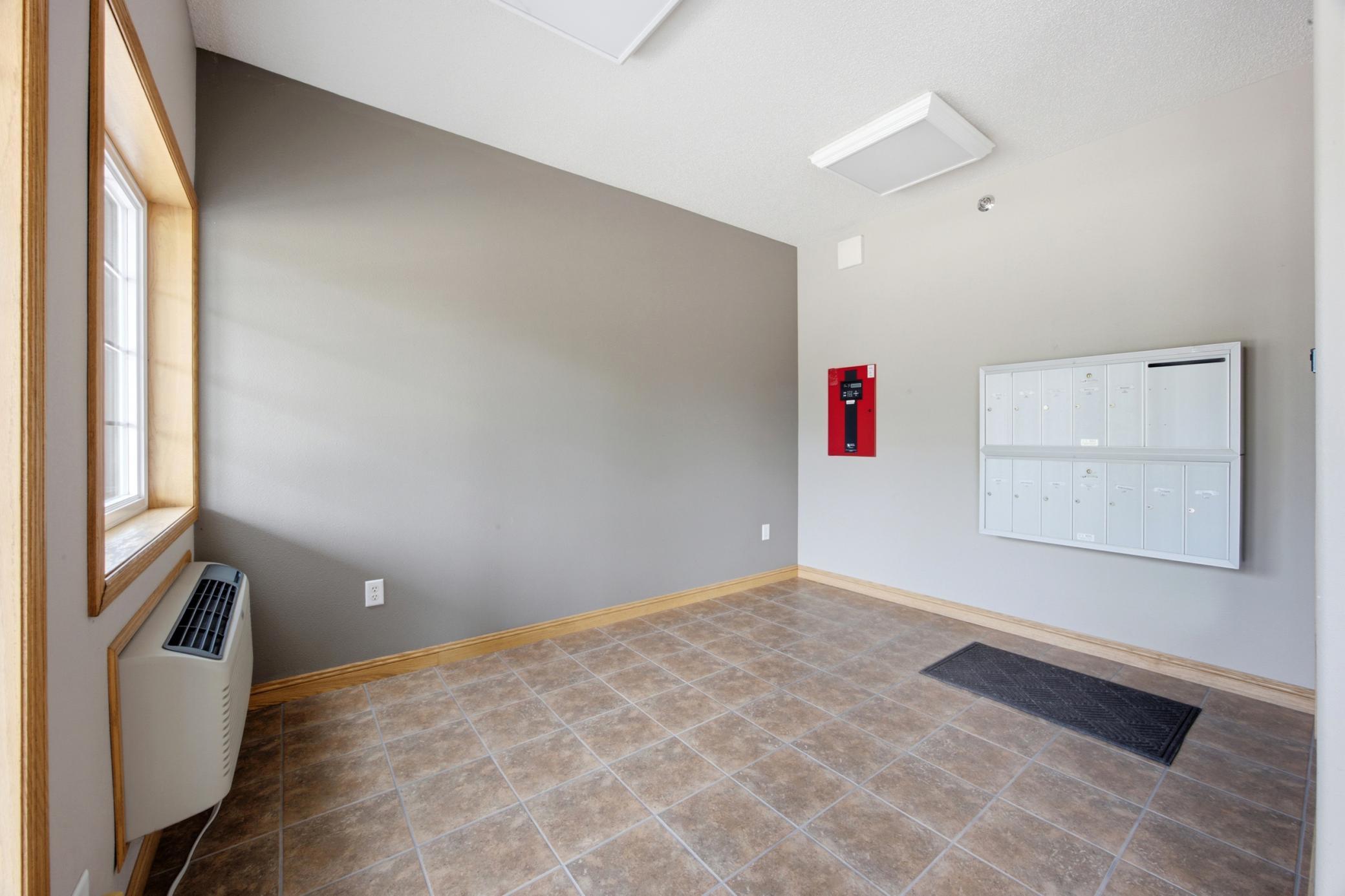 2008 condo for sale at 203 6th Street S, Unit 101 in Moorhead, MN — 2 bed, 2 bath (photo 27 of 27)