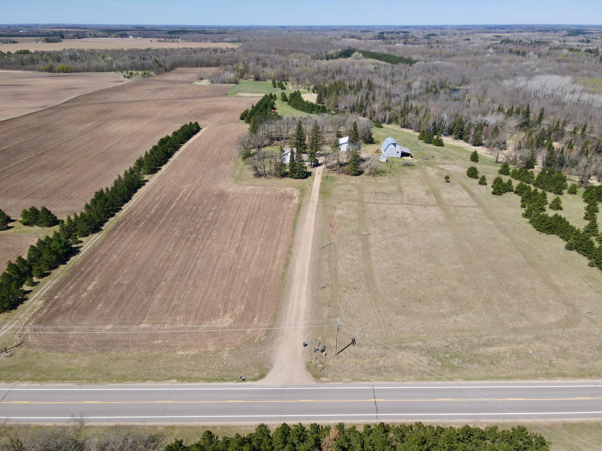 1900 single family home for sale at 17657 County Road 26 in Verndale, MN — 4 bed, 2 bath (photo 4 of 29)