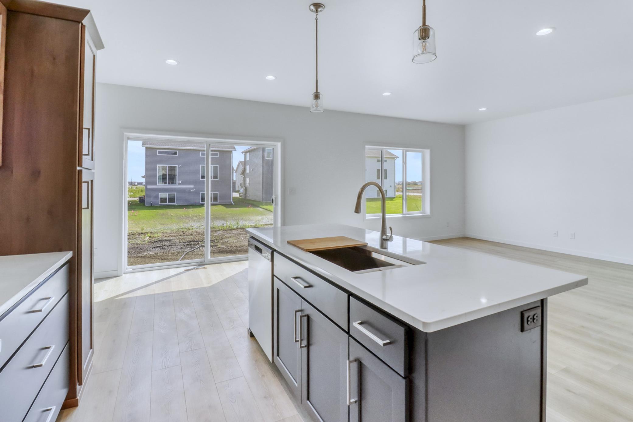 2026 single family home for sale at 6856 Belding Drive S in Fargo, ND — 4 bed, 3 bath (photo 14 of 43)