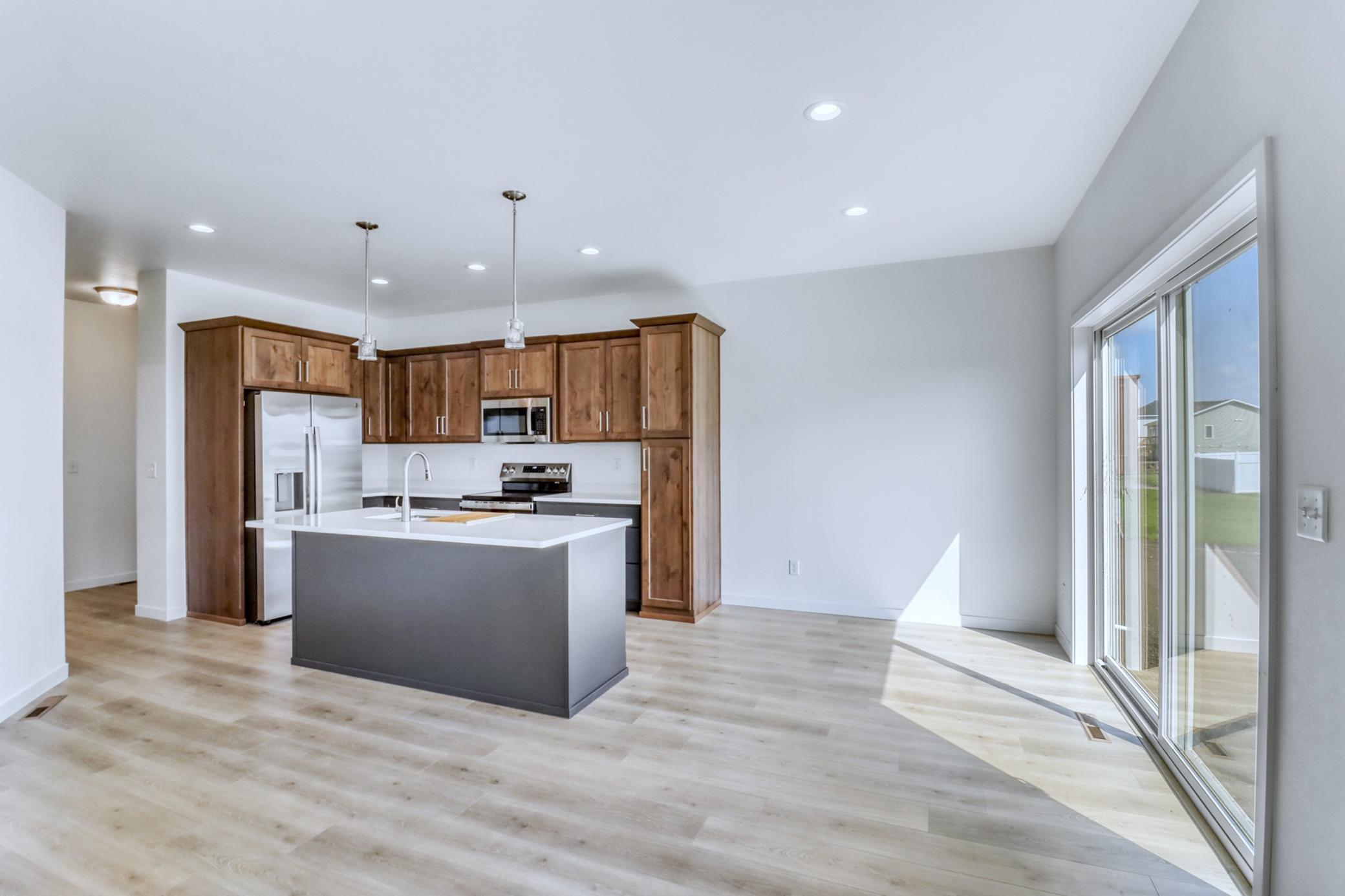 2026 single family home for sale at 6856 Belding Drive S in Fargo, ND — 4 bed, 3 bath (photo 22 of 43)