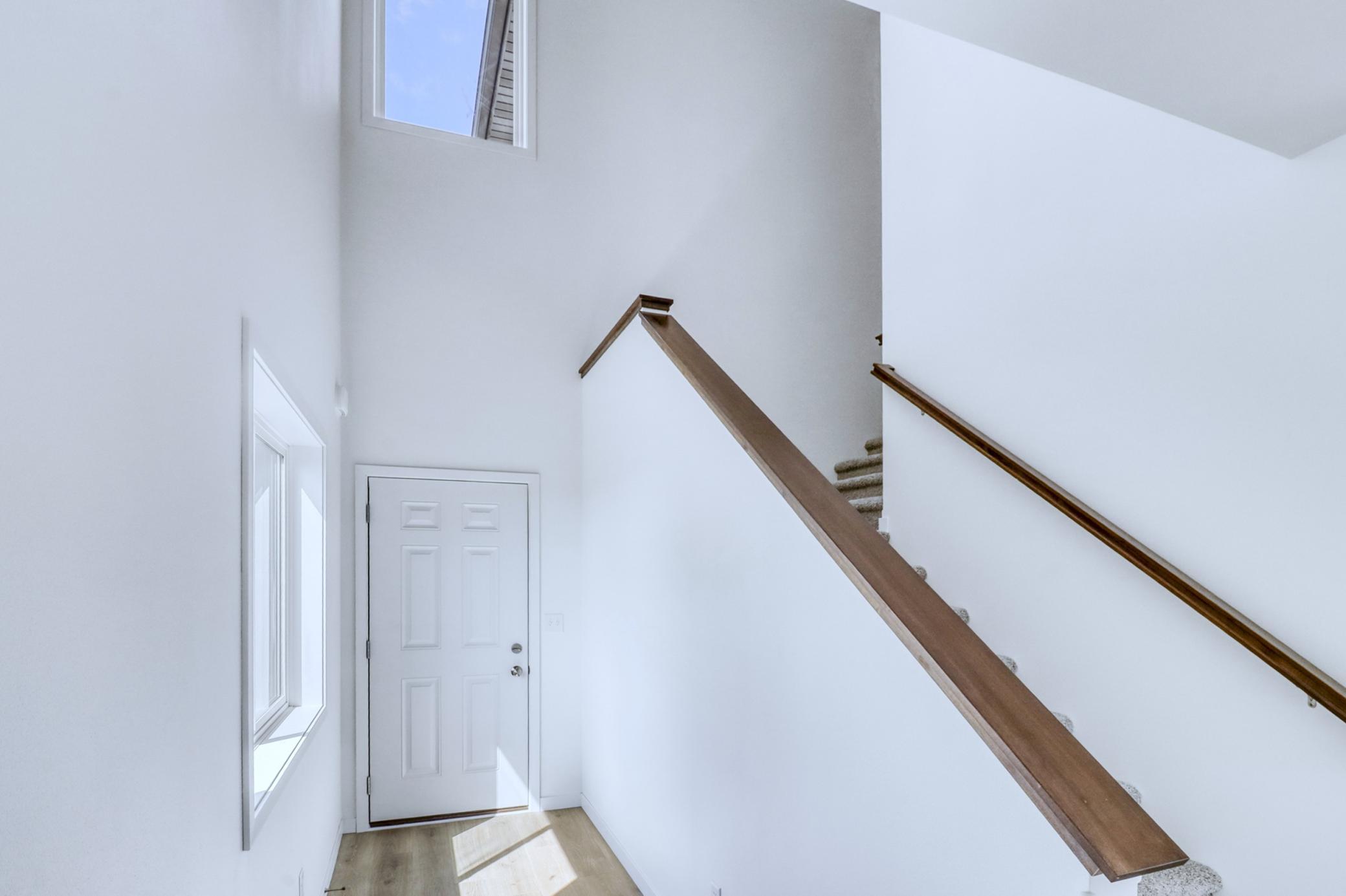 2026 single family home for sale at 6856 Belding Drive S in Fargo, ND — 4 bed, 3 bath (photo 4 of 43)